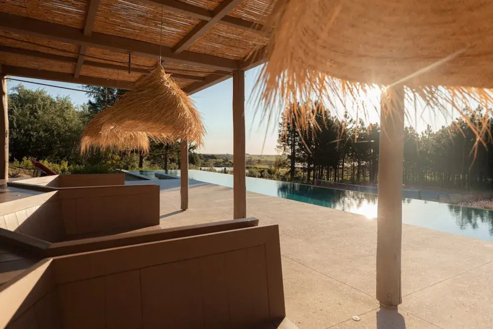 LUZ Culinary Wine Lodge