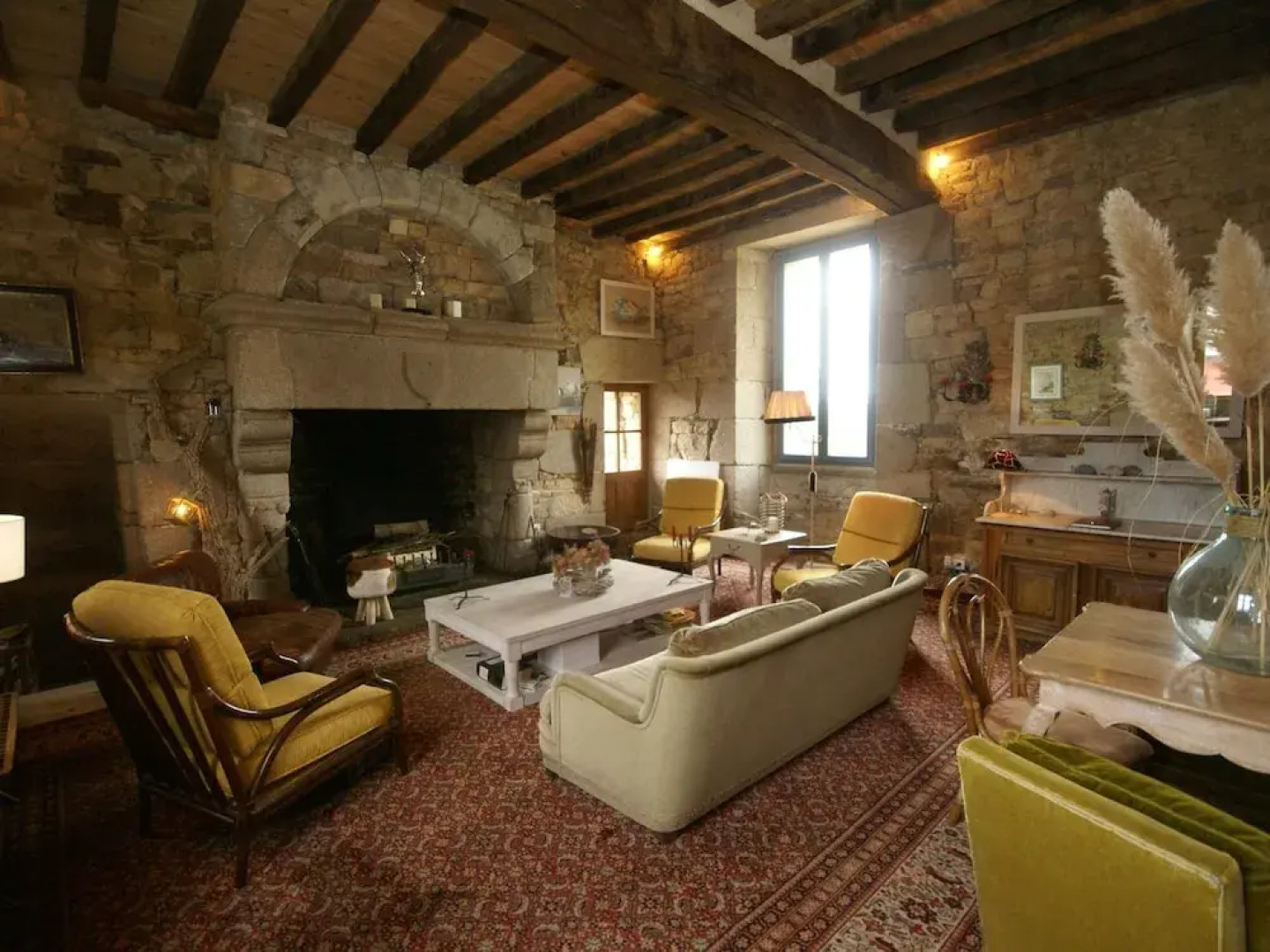 Authentic 17th Century Home With Vast Garden, 4km From the Beach