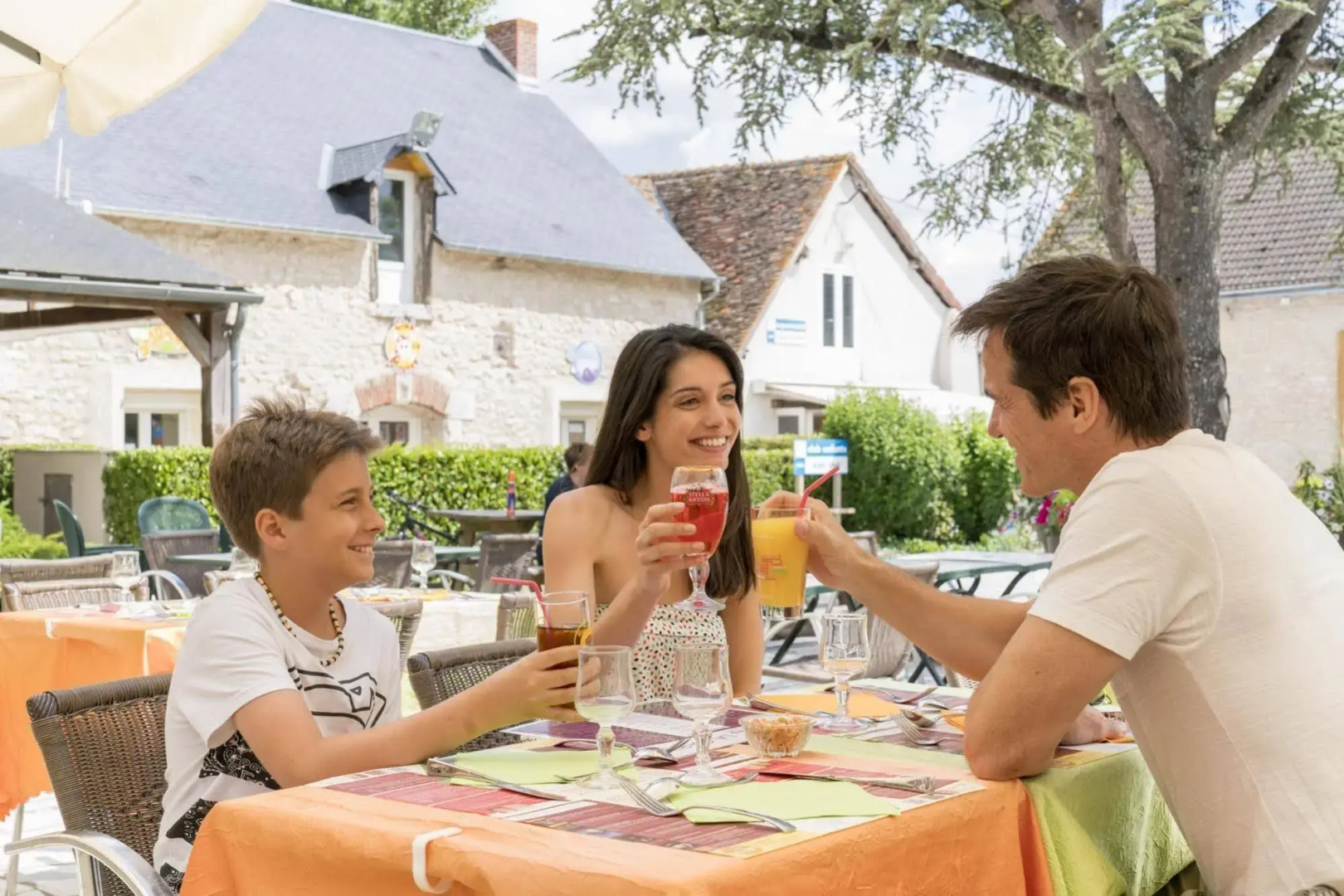 OUILOK – Domaine de Dugny