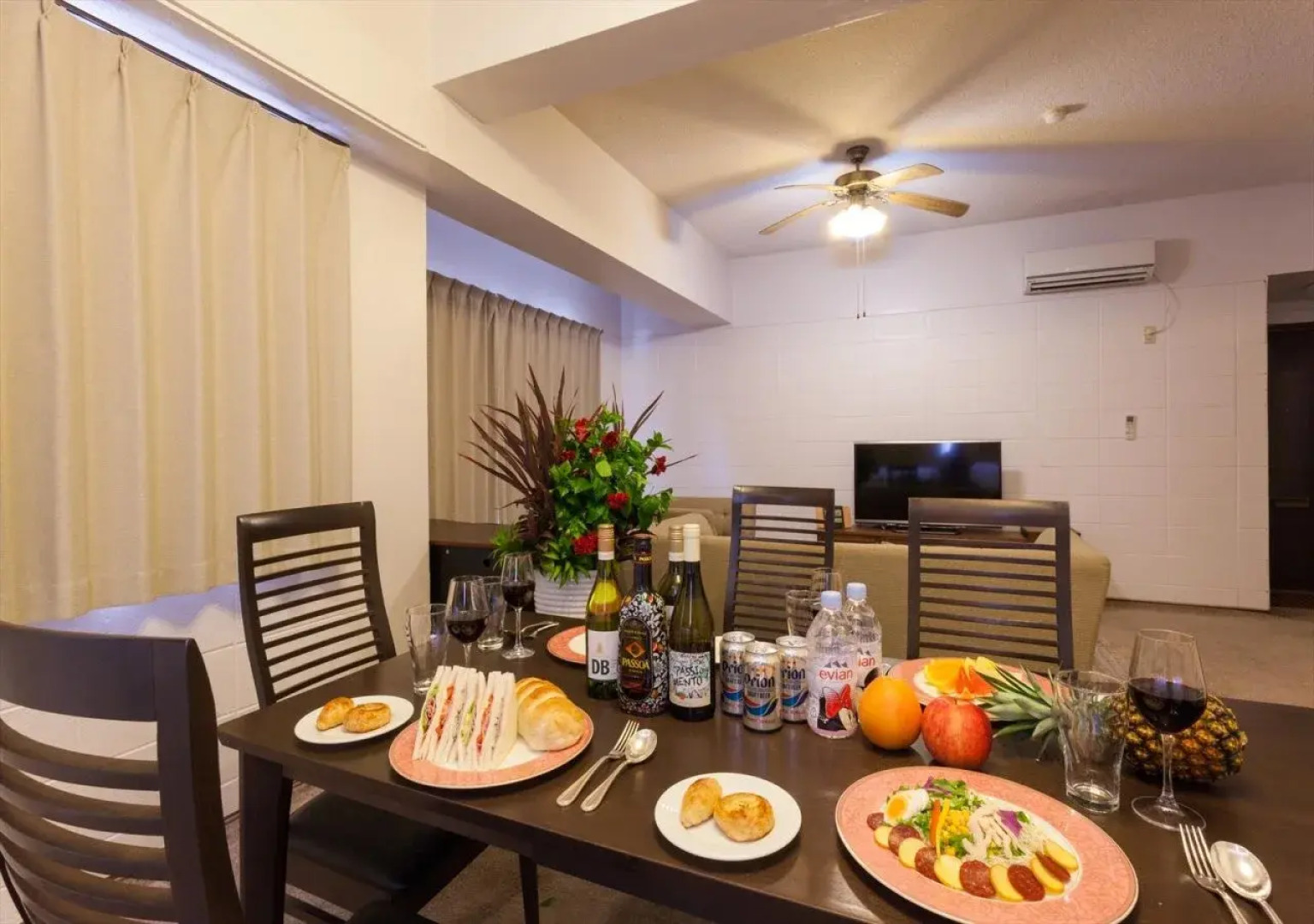 Kariyushi Condominium Mezon Max