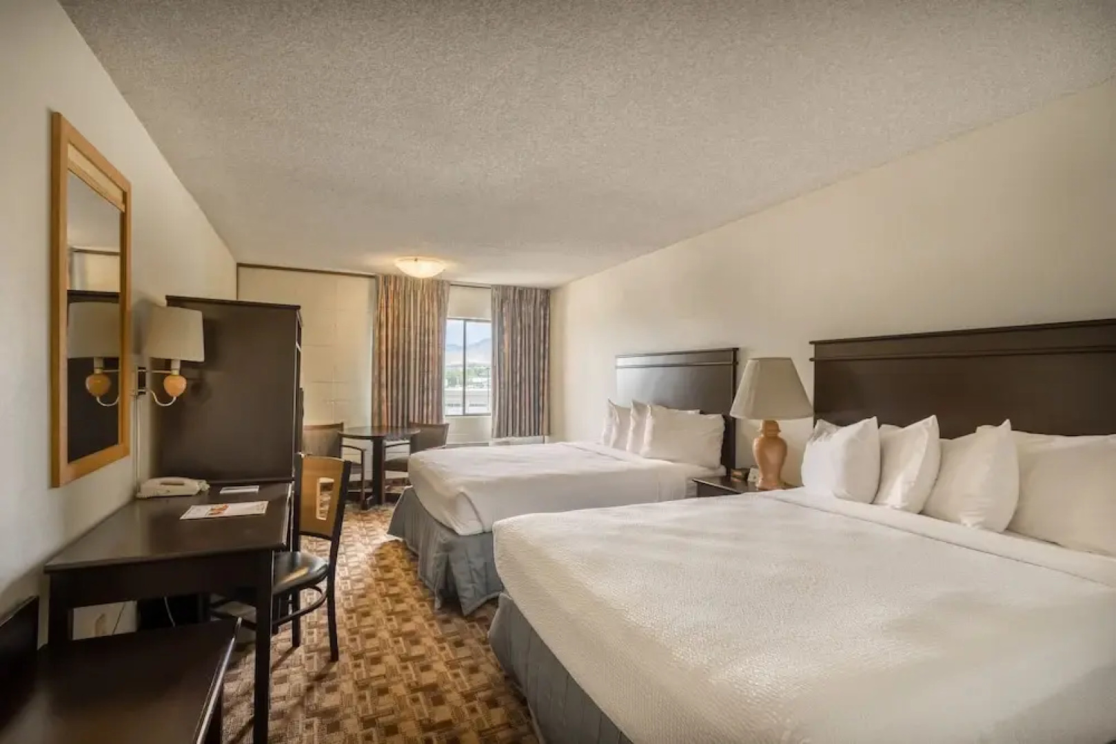 Cottonwood Suites Boise Riverside Downtown