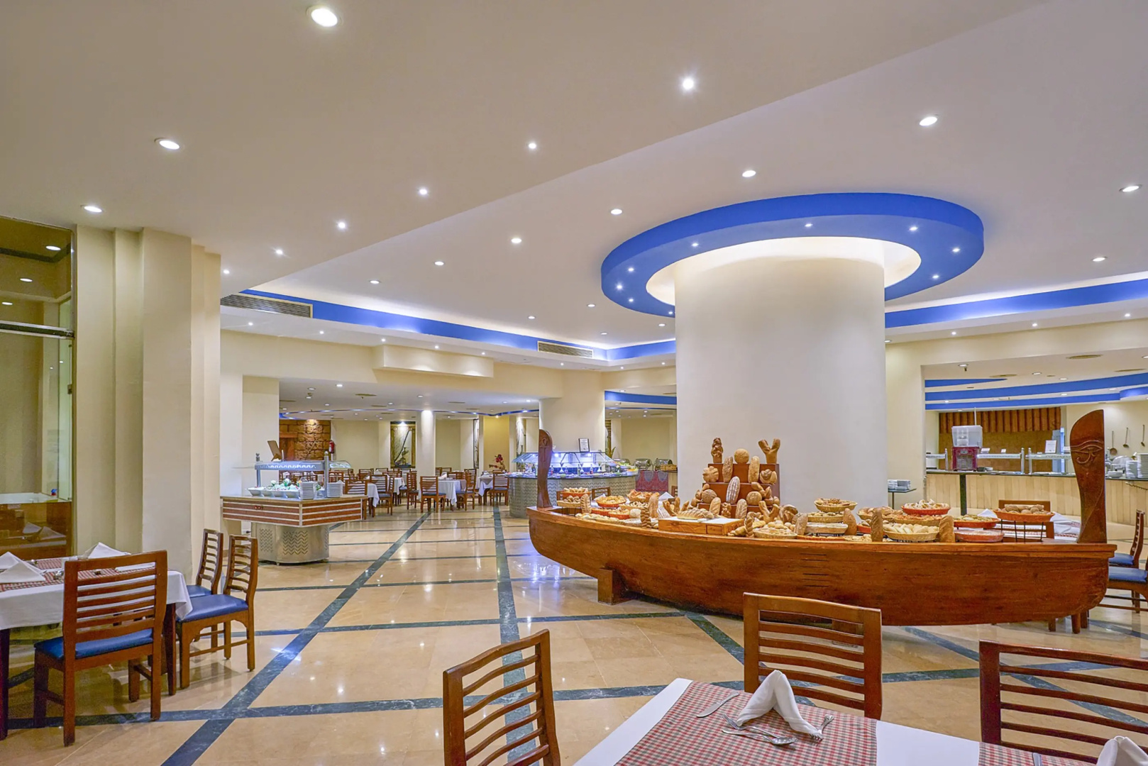 Отель Parrotel Beach Resort
