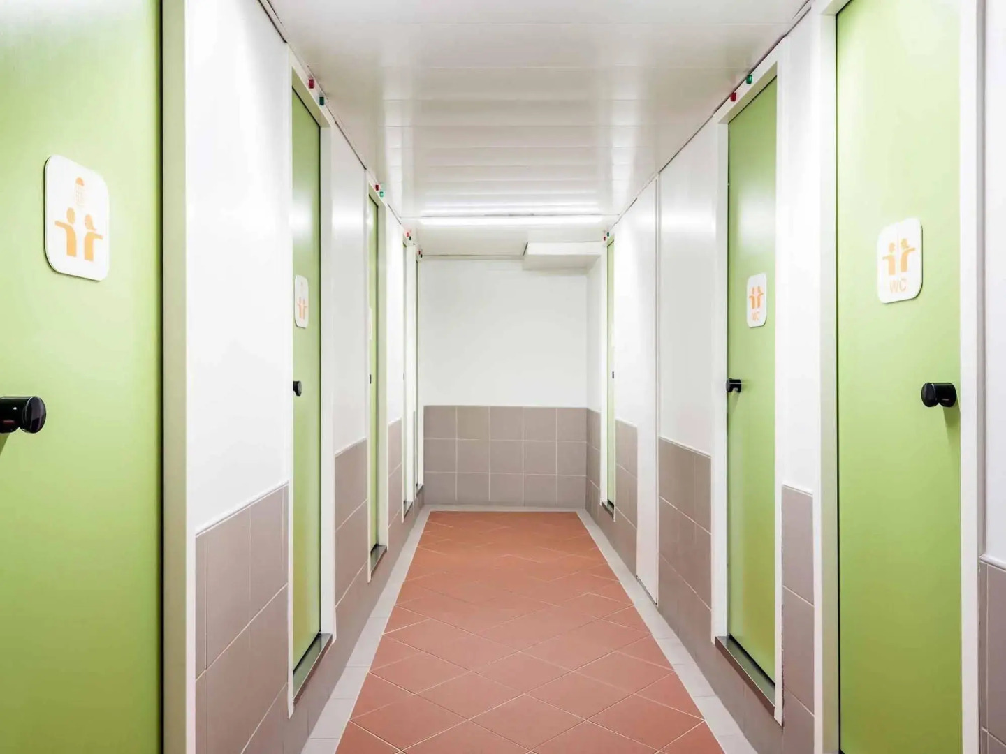 hotelF1 Paris Saint-Ouen - Marché aux Puces