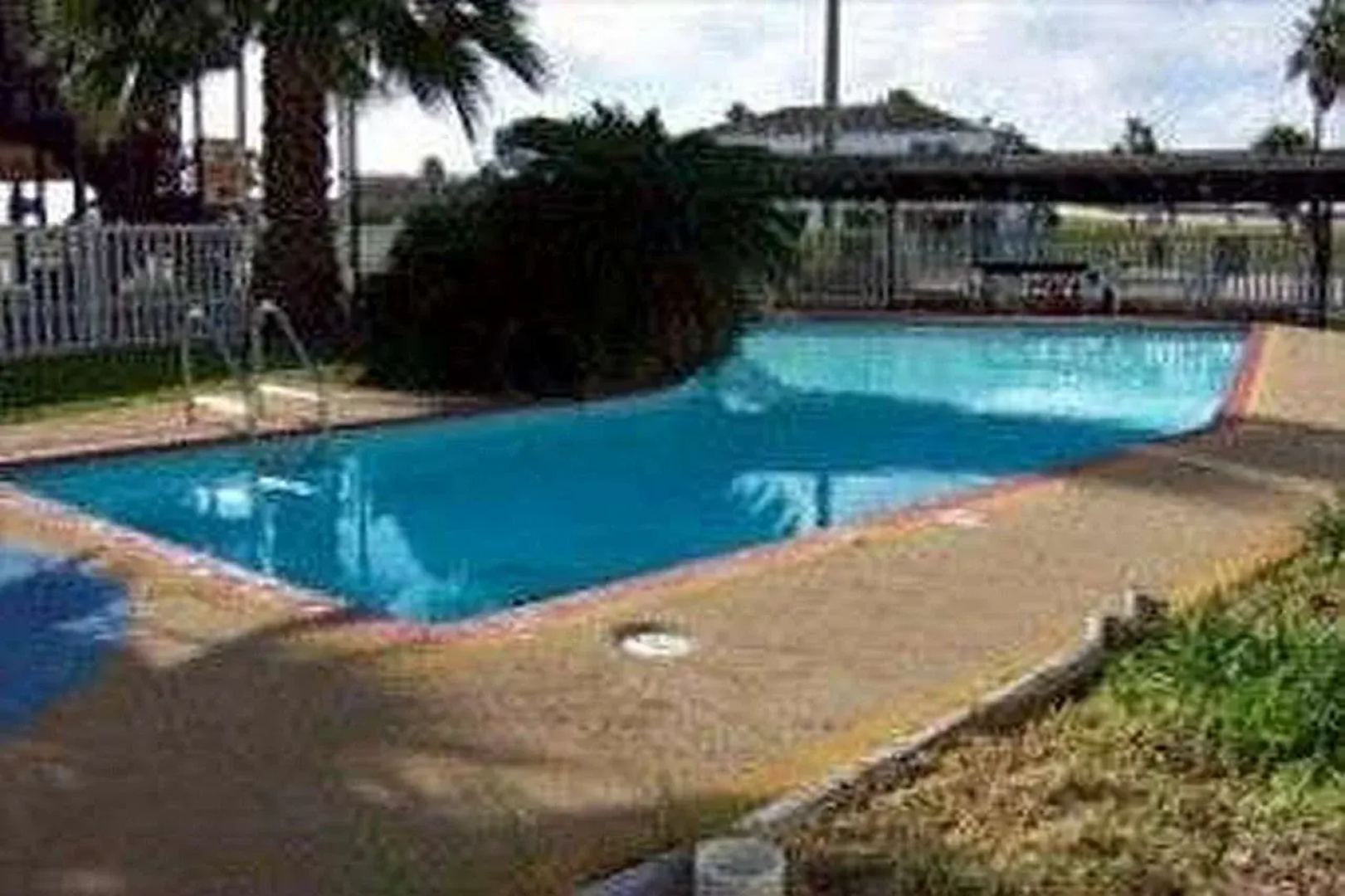 Knights Inn Corpus Christi at North Beach