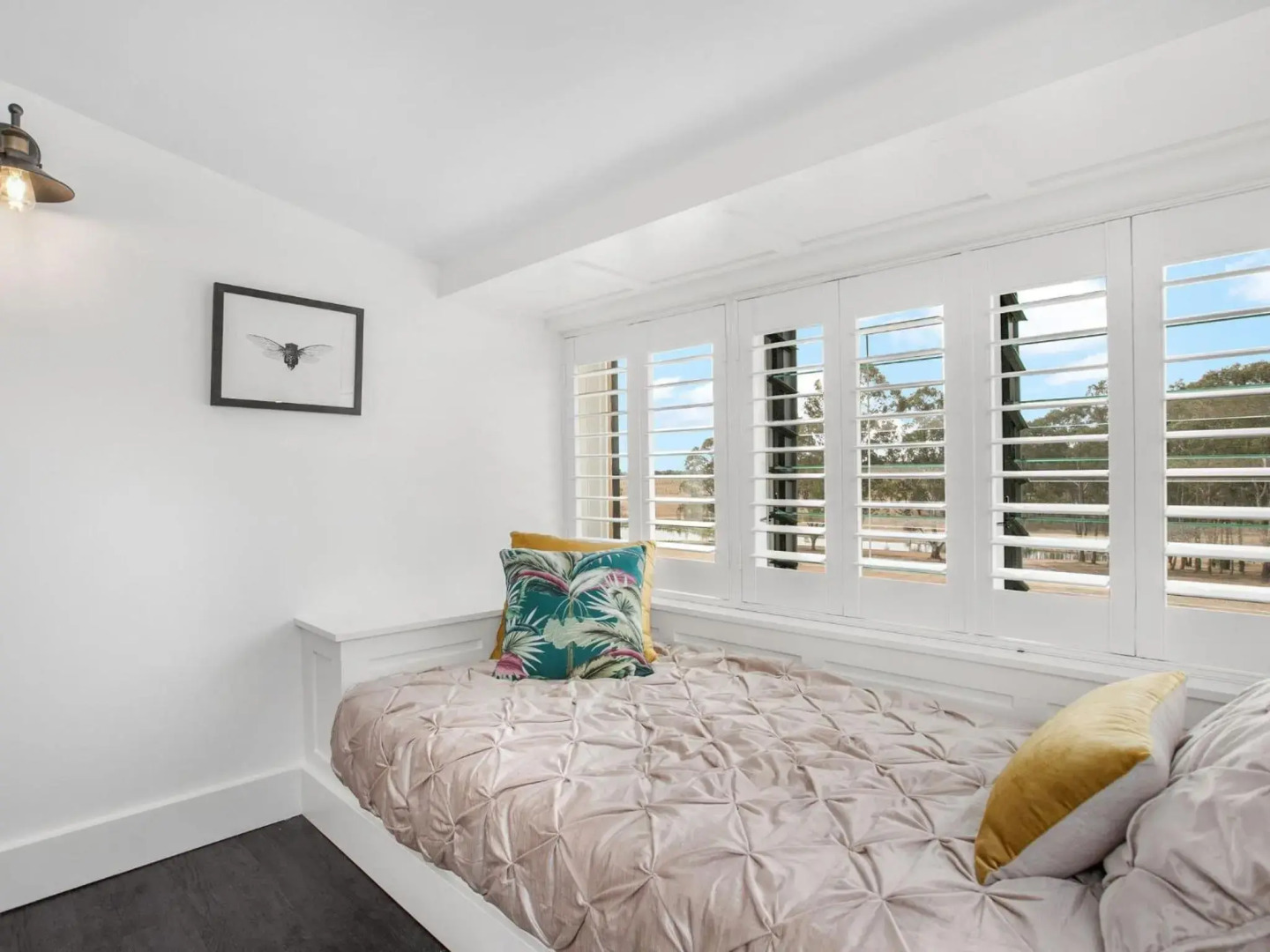 Block Eight 5 Gum Trees Luxe Villa