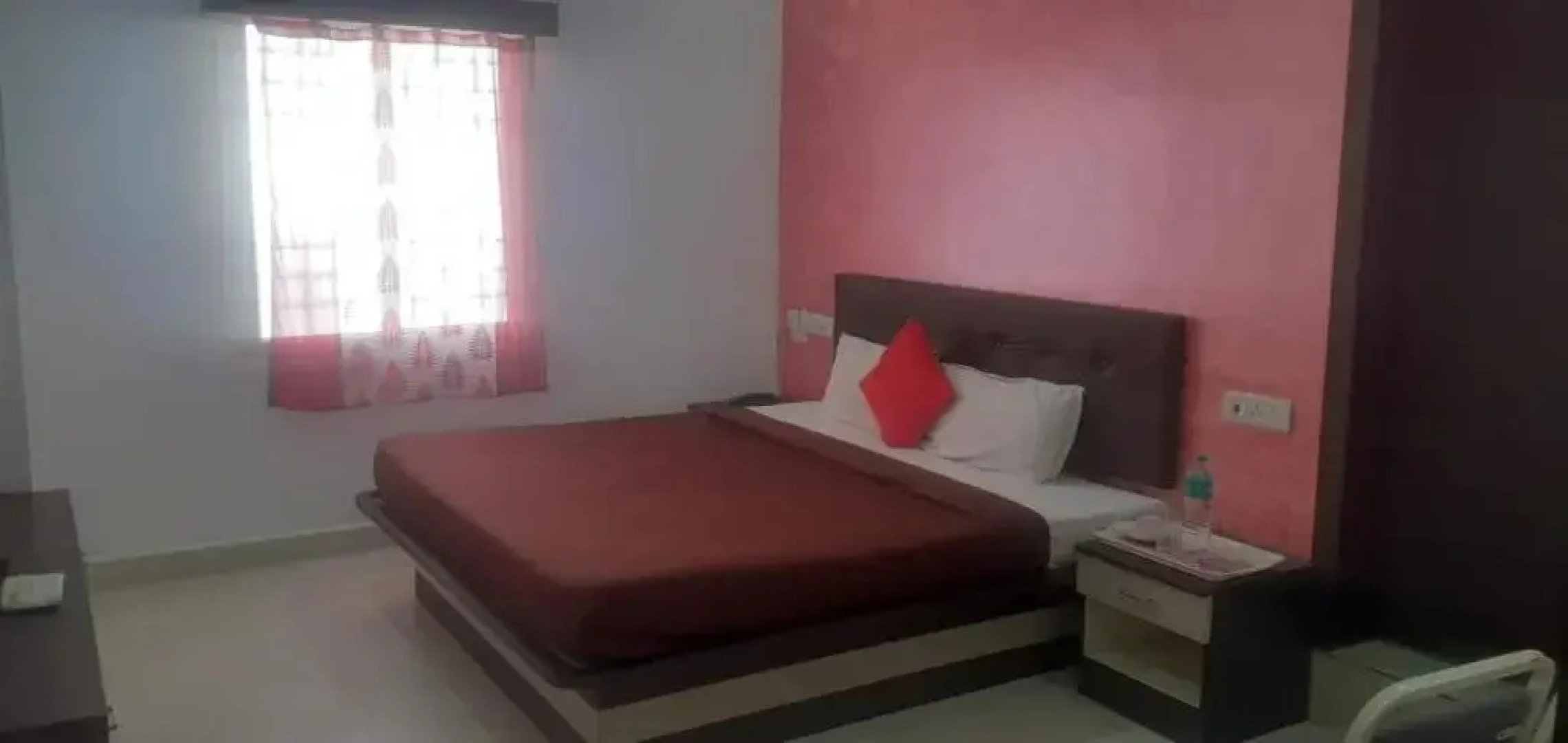 Priyanka Residency by OYO Rooms