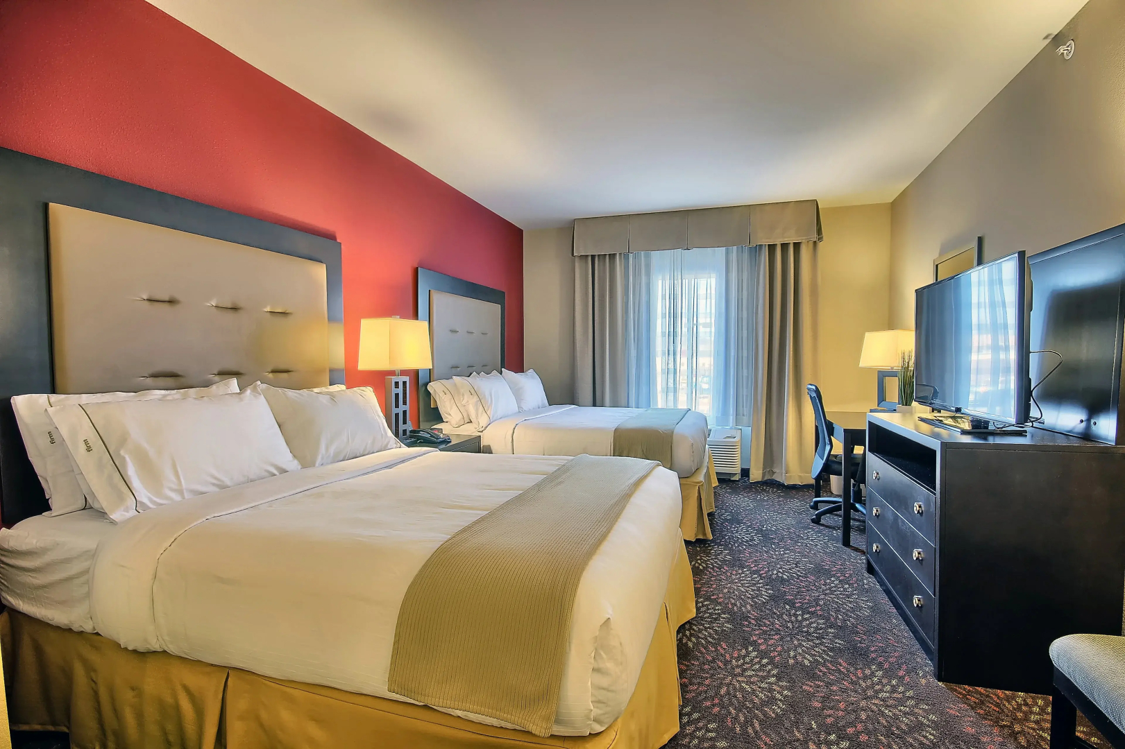 Holiday Inn Express & Suites New Martinsville by IHG