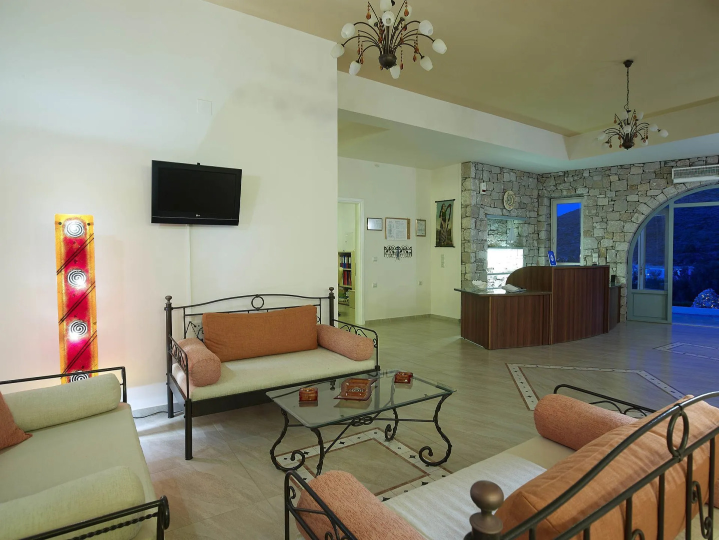 Asterias Boutique Hotel