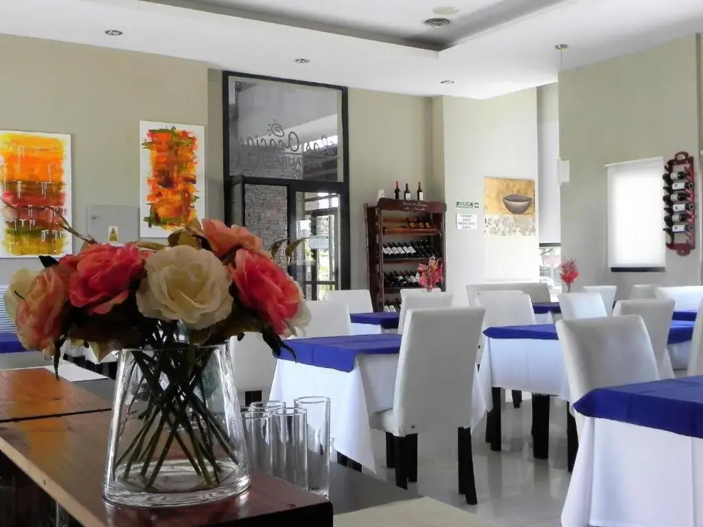 Hotel Portal del Este