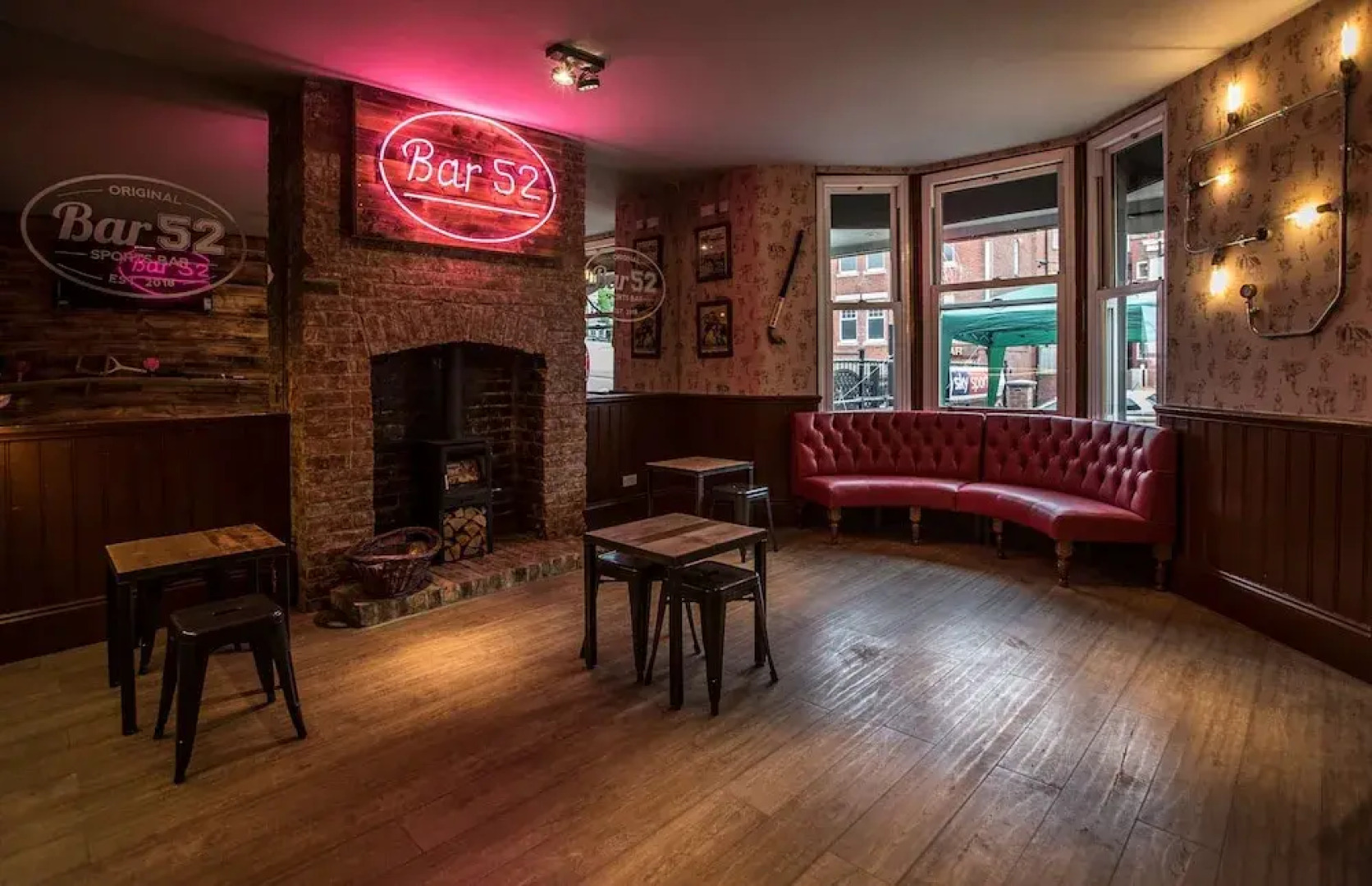 Hotel 52; Sure Hotel Collection by Best Western