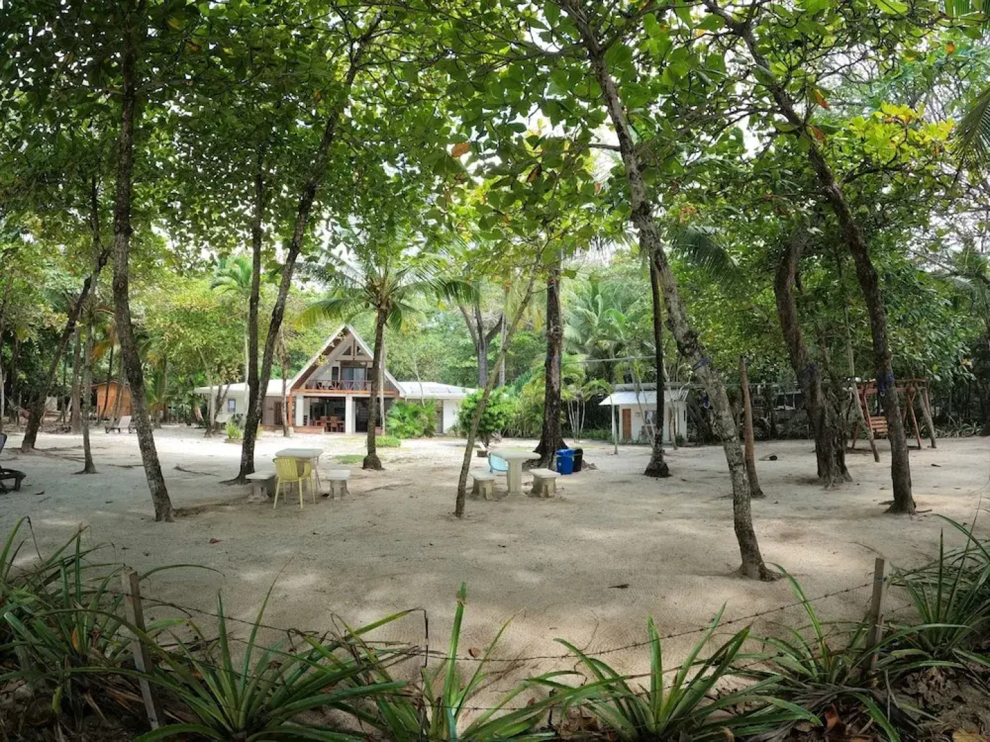 Casa Cecilia Beach Front