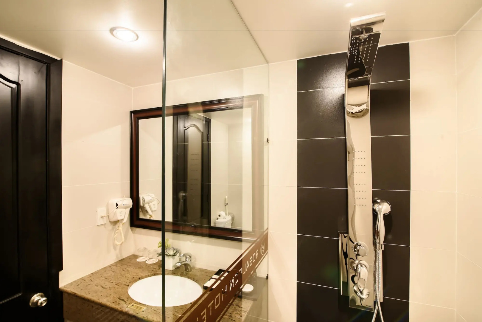 Rosaleen Boutique Hotel