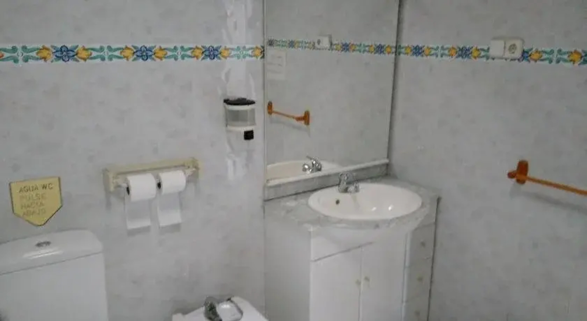 Hostal Porta de Ferro