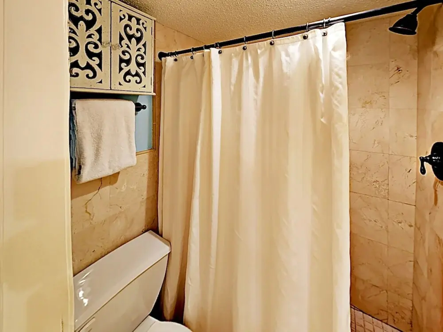 2700 Gulf Blvd 5E Condo 1 Bedroom 1 Bathroom Condo