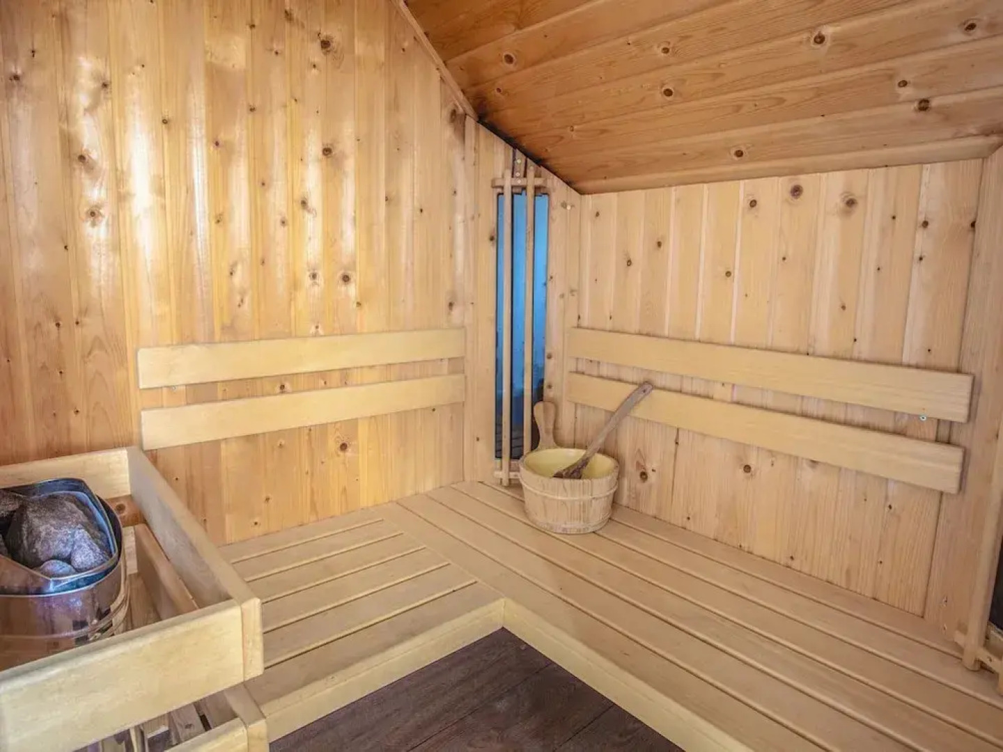 Beautiful House With Sauna Near Ijsselmeer