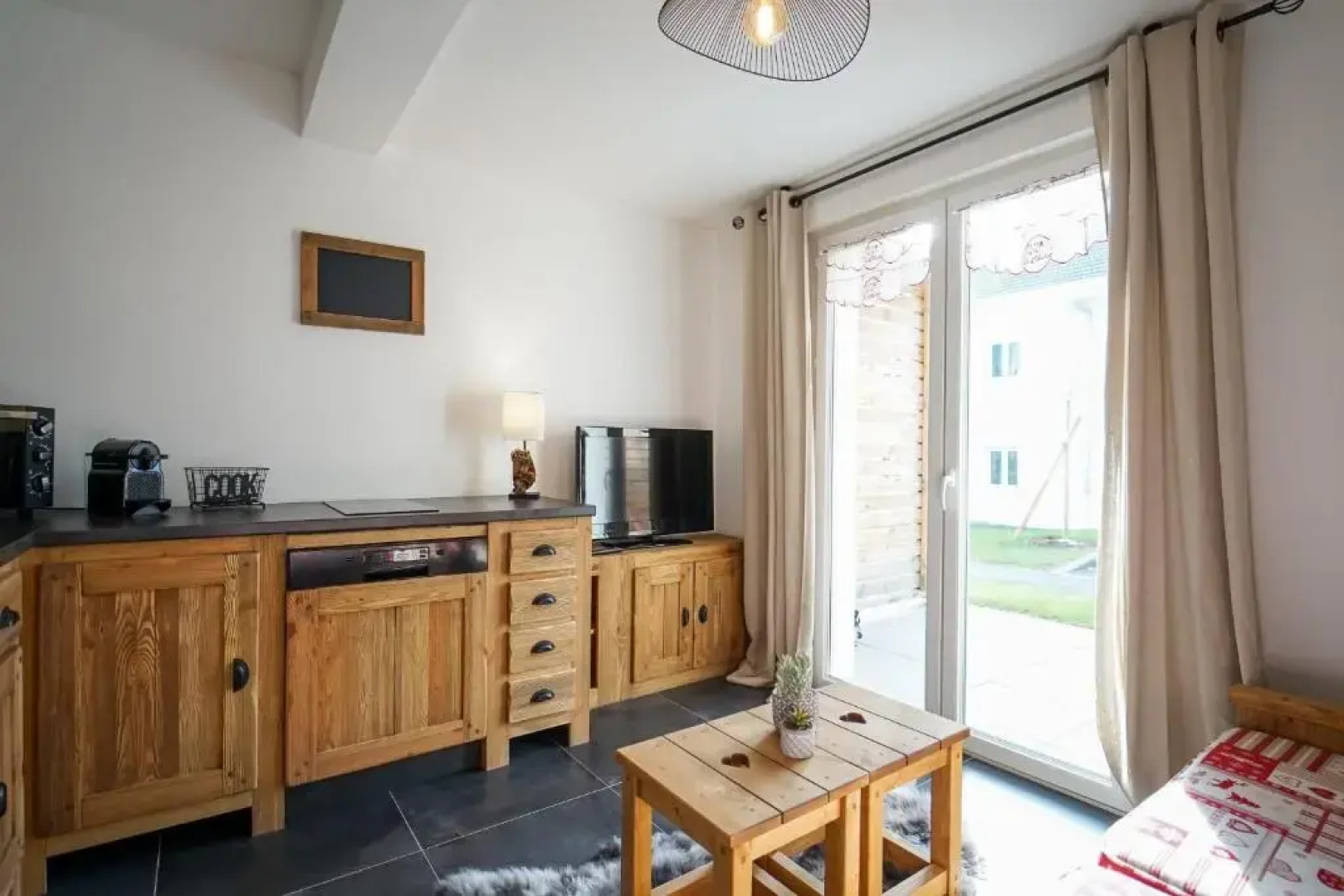 Le Petit Chalet - Studio Cosy à Lathuile pour 2 personnes
