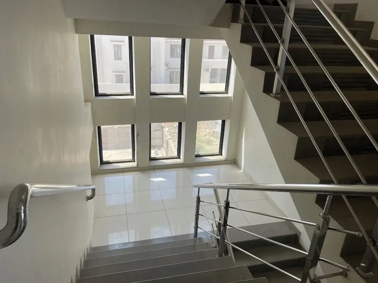 Hotel Narayan Executive Gujrat