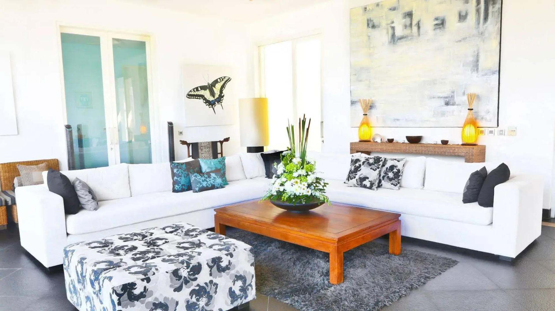 Villa Six Karang Kembar