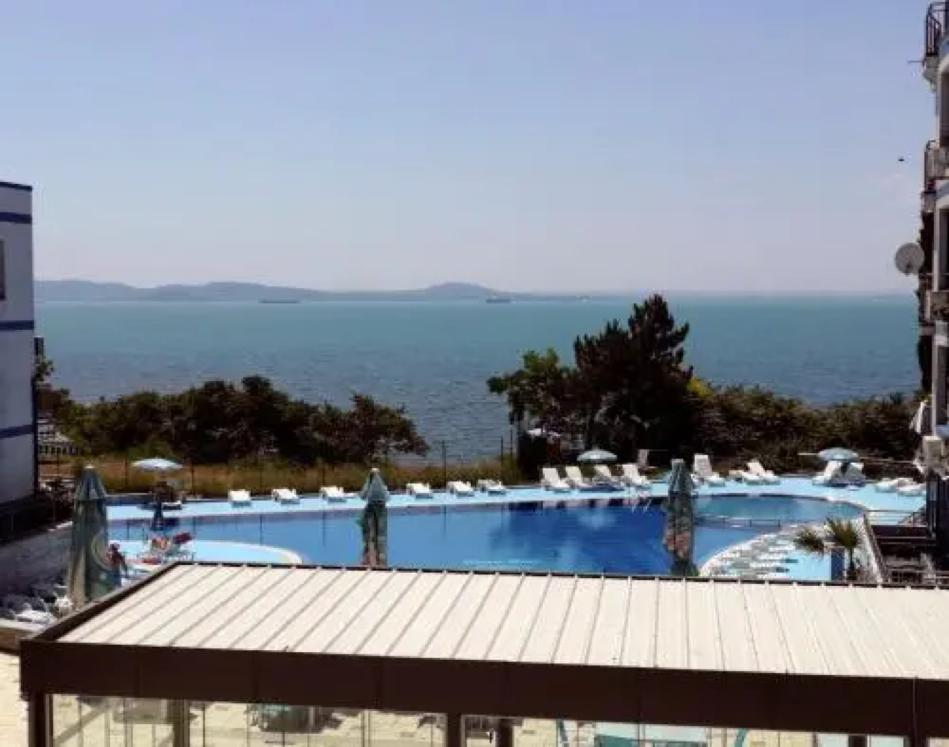 Apartment In Apartcomplex Blue Bay Palace