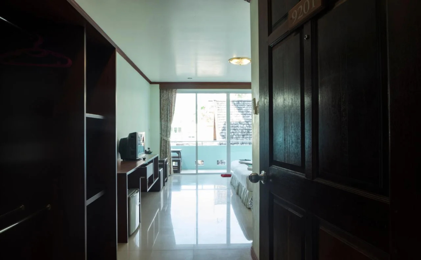 Mam Kai Bae Beach Resort