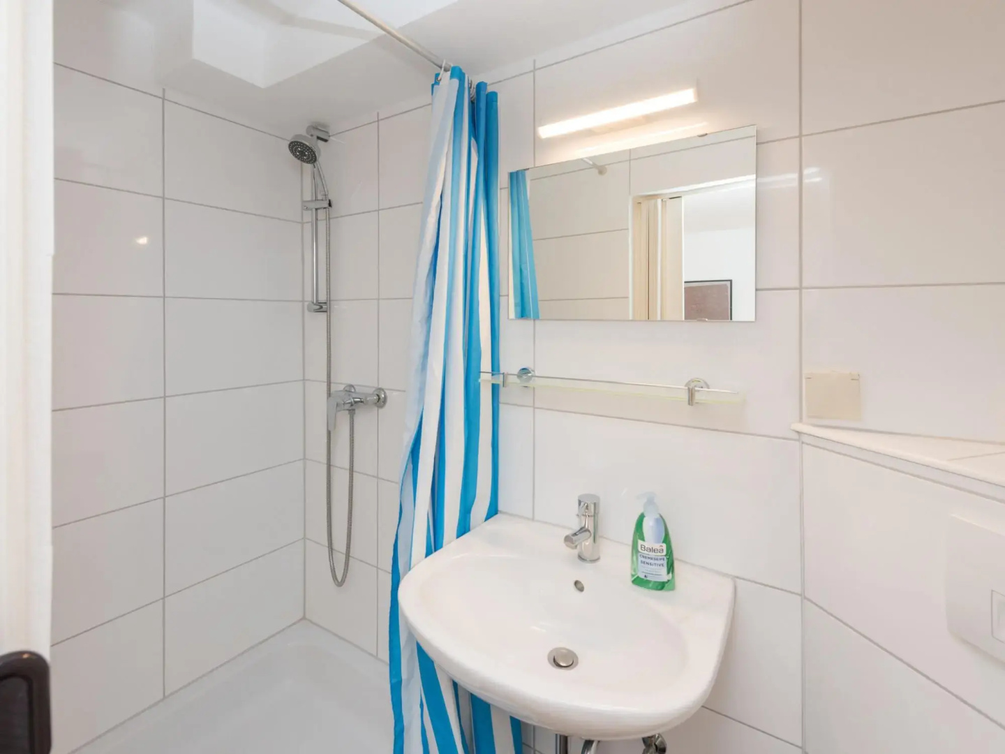 Spacious Group Home Close To Winterberg And Willingen with Private Garden