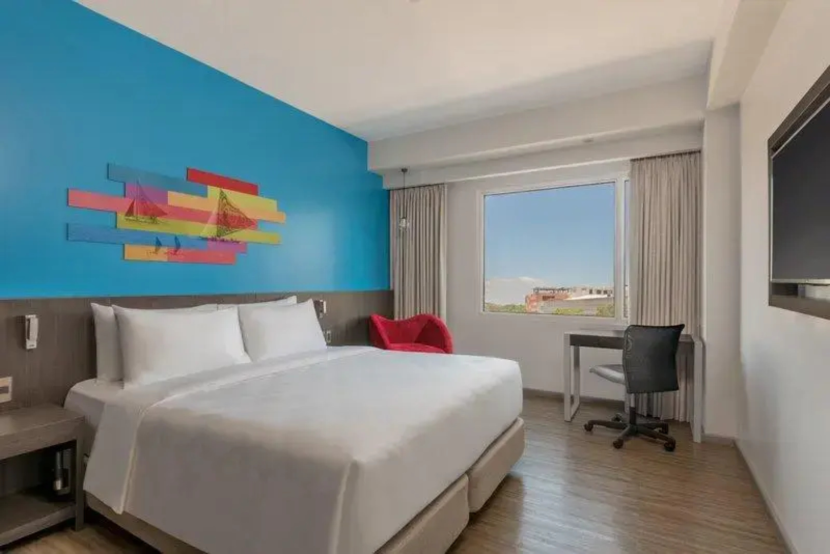 Parkinn by Radisson Iloilo