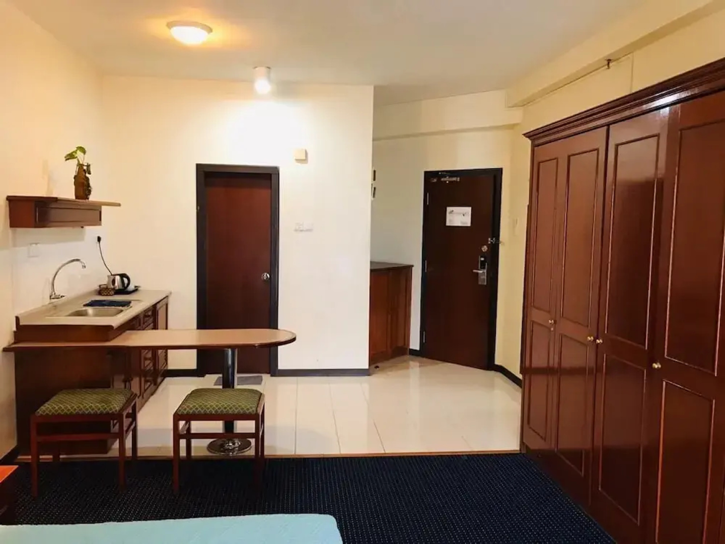 LA ClassicCo Suites