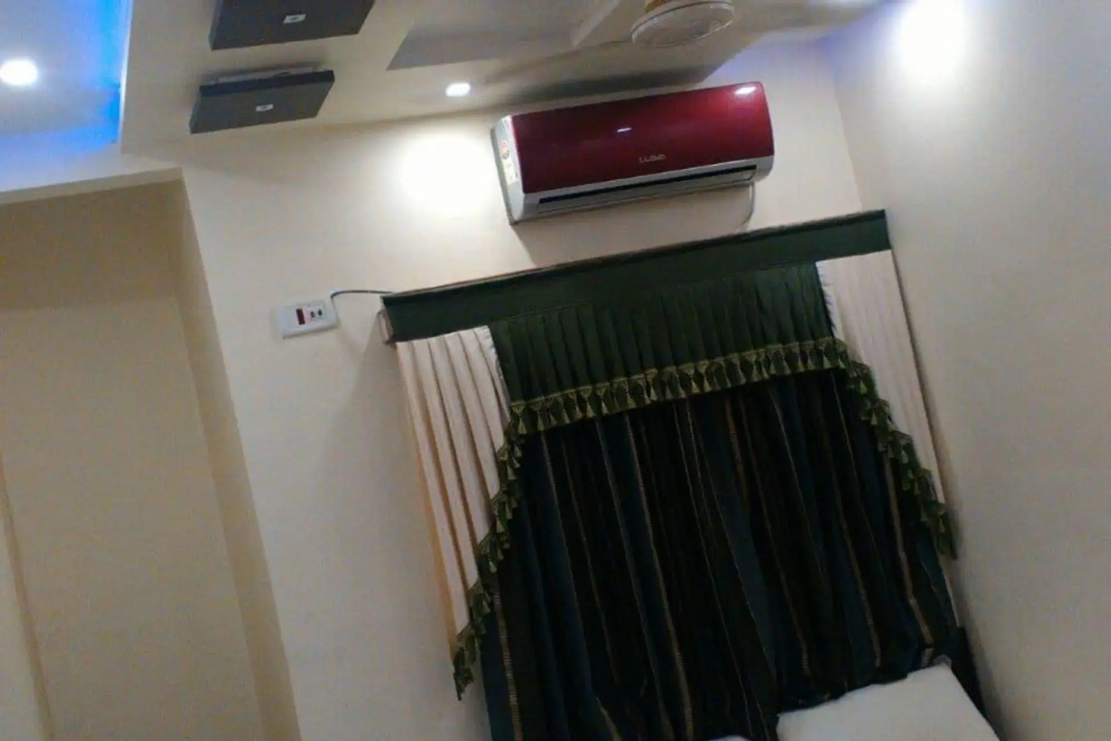 Hotel Madhav Guest House