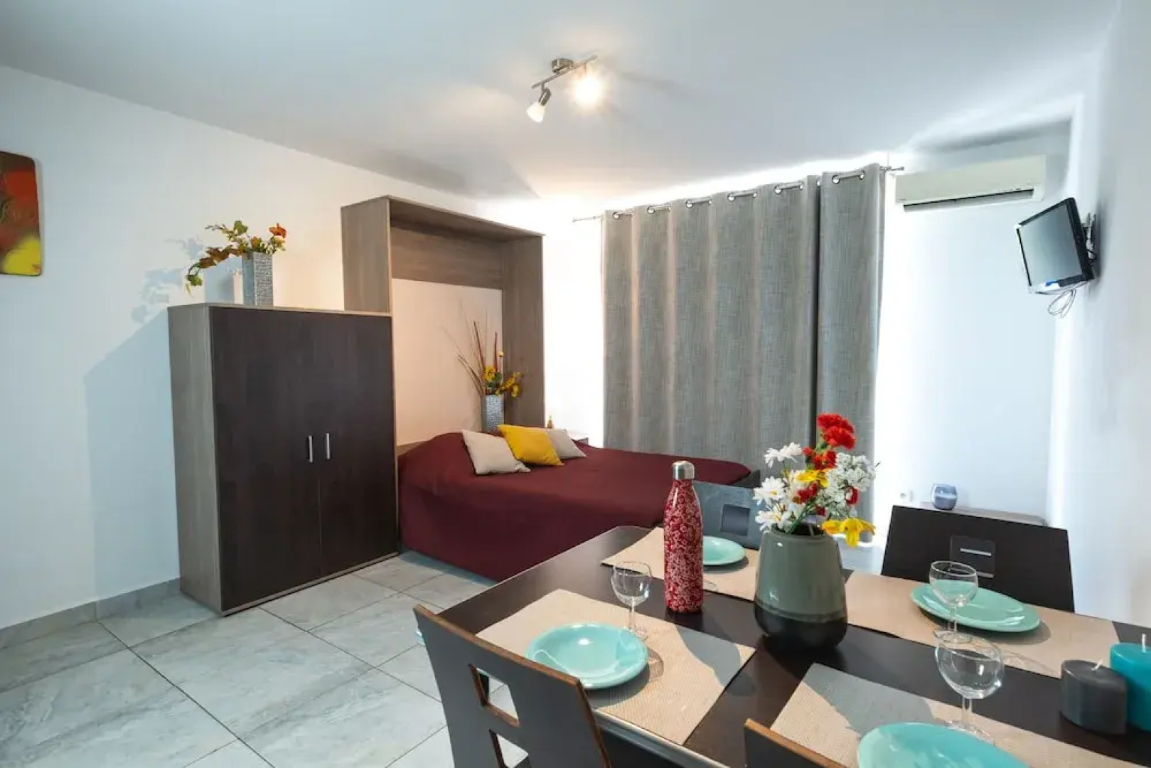 St. Estève Appart Hotel