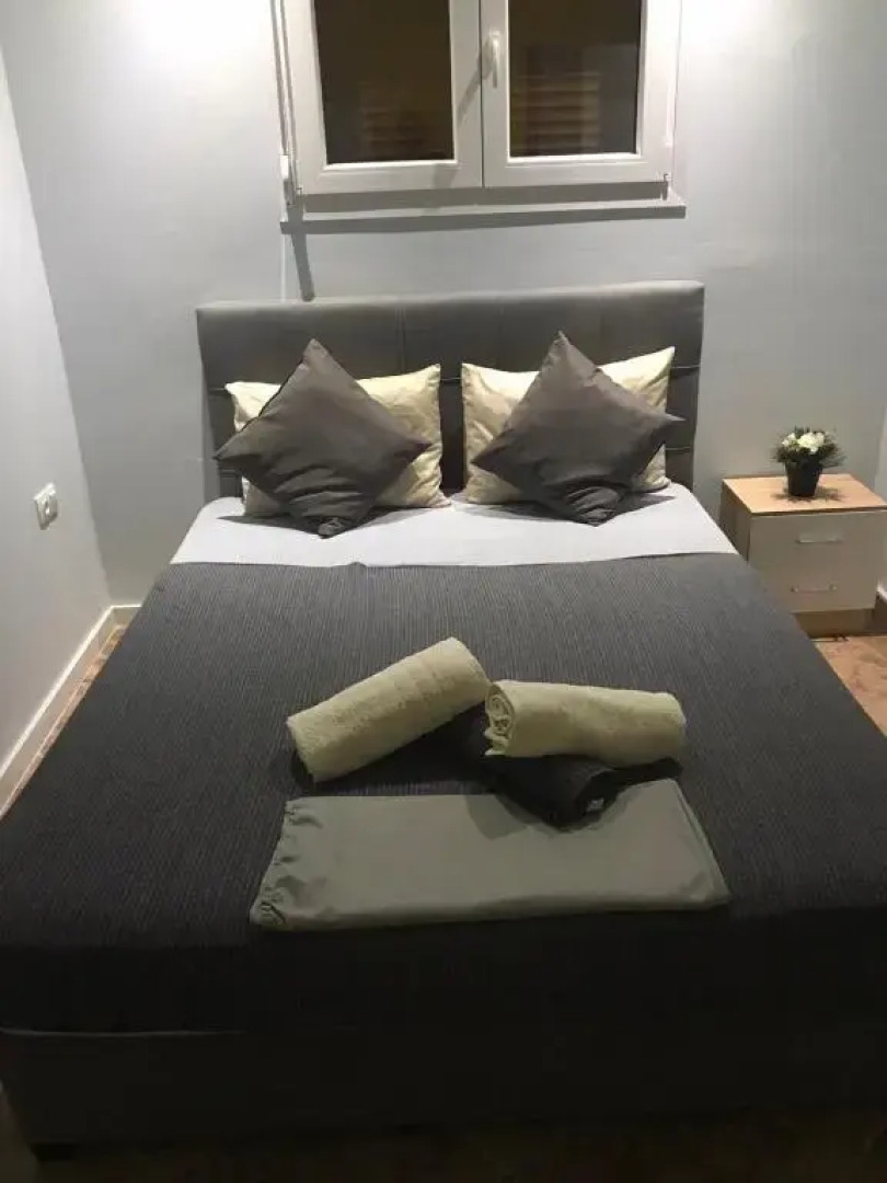 Apartment 100 square meters in perea 40 meters away from the sea