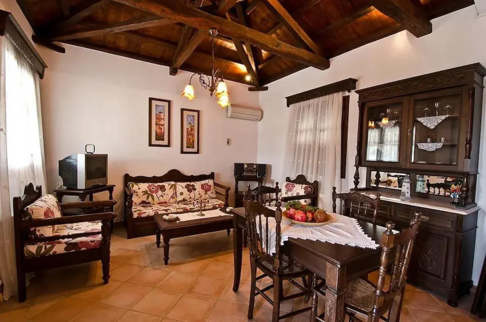 Vatellis Villas