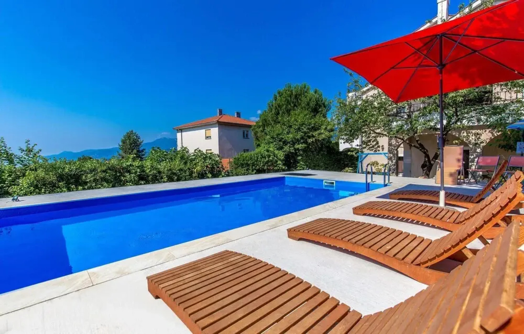 Amazing Home in Spincici With Wifi and 5 Bedrooms