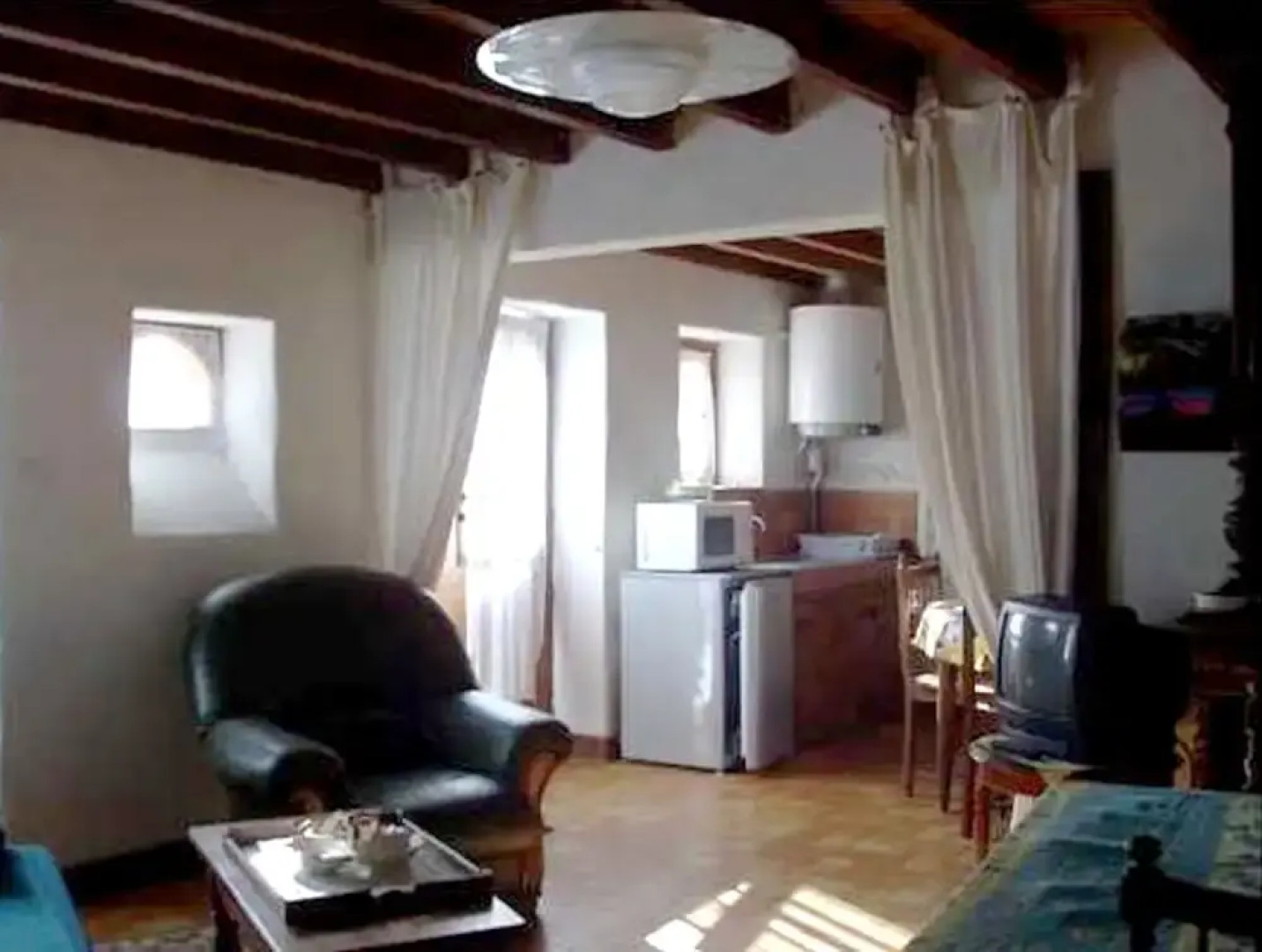 House With 2 Bedrooms in Mer, With Enclosed Garden and Wifi