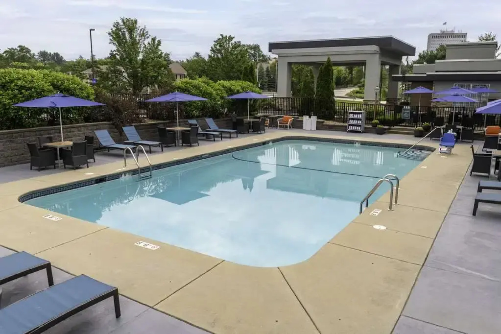 Hampton Inn Manchester Downtown