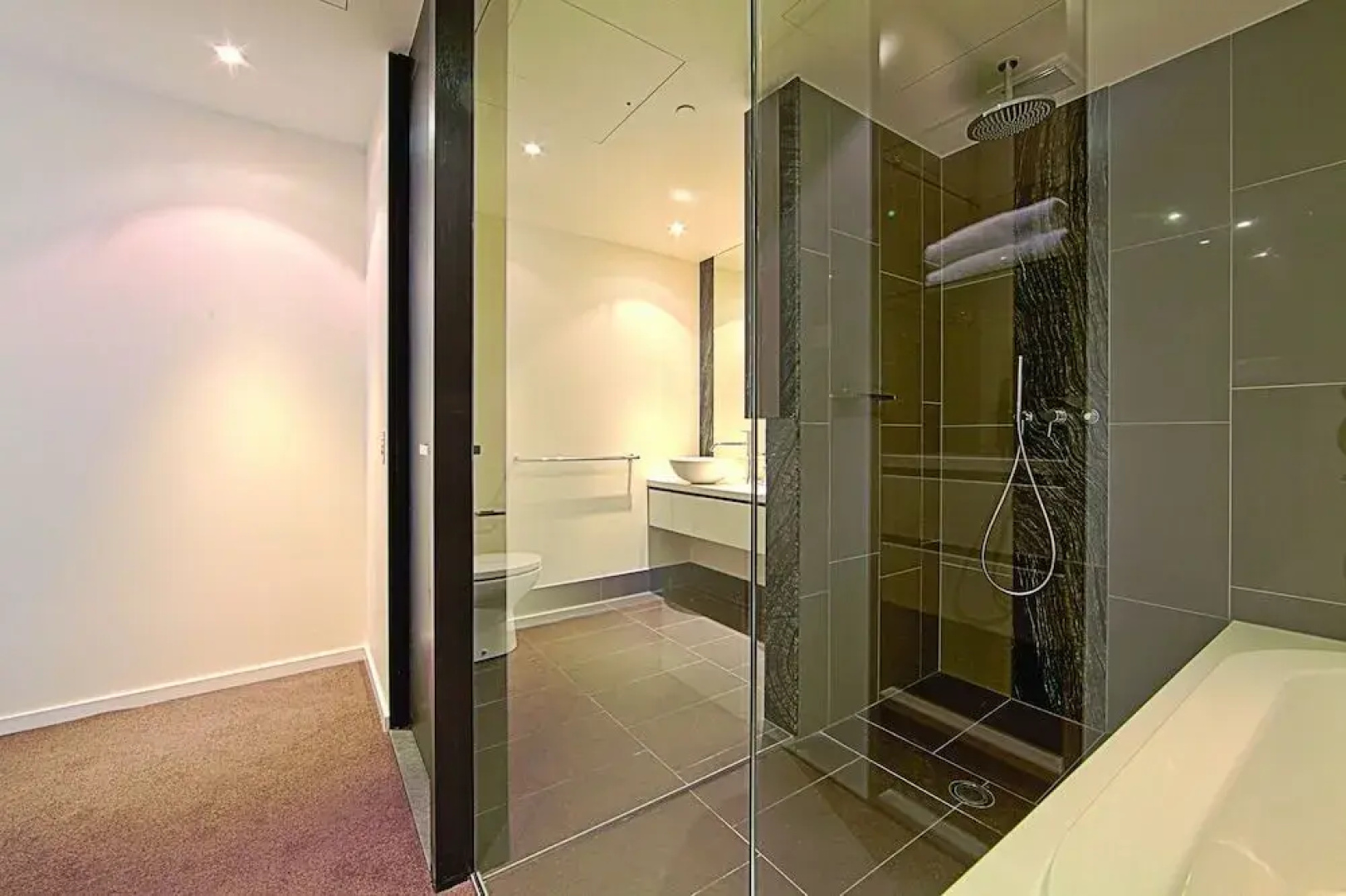 Accommodate Canberra- The Apartments Canberra City
