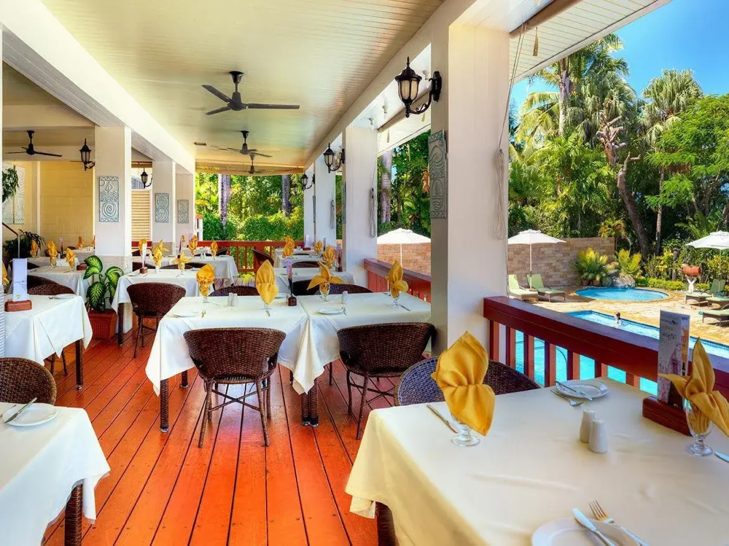 Bedarra Beach Inn