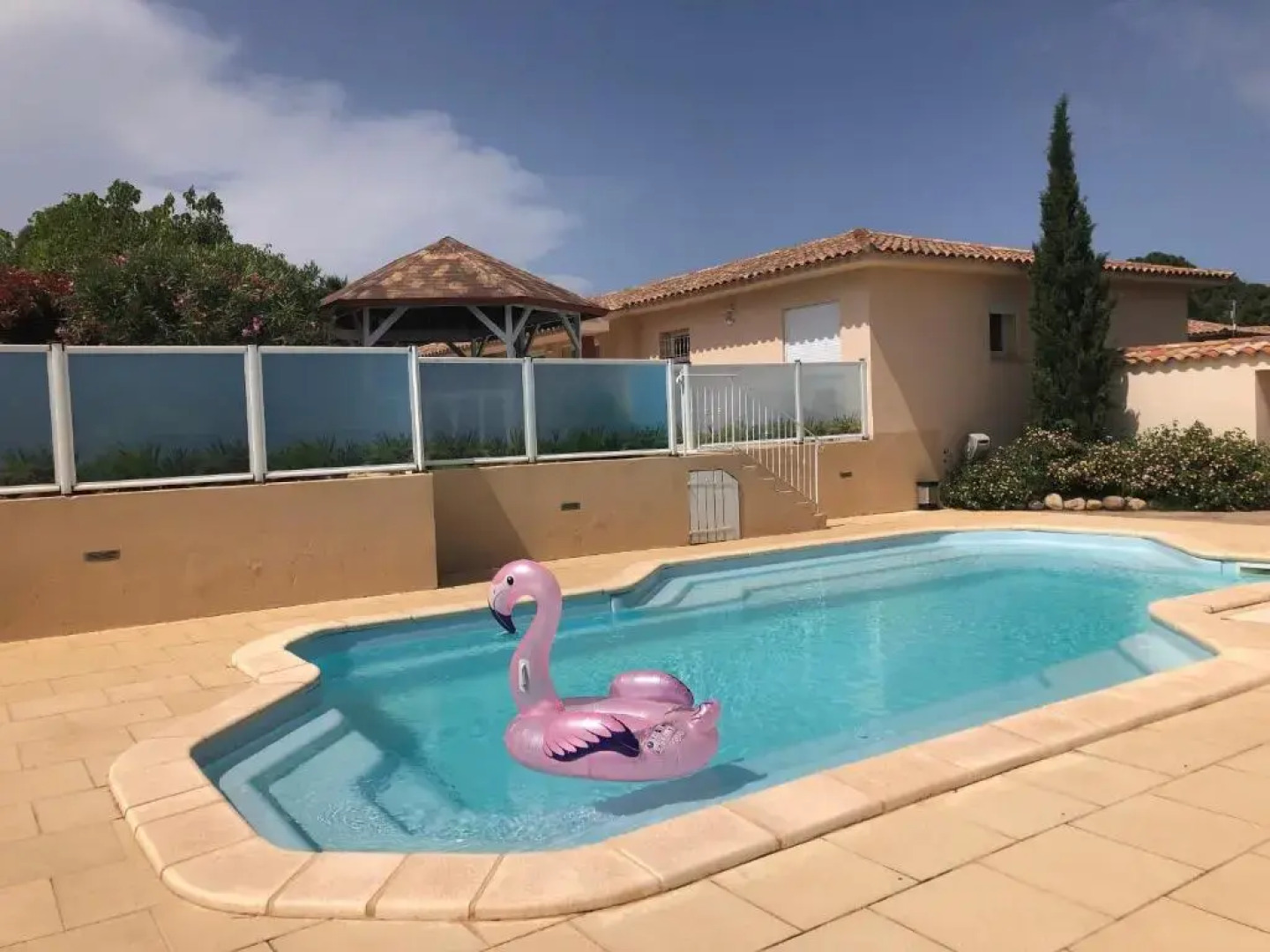 Villas CALA CORSA - 3 et 4 Chambres CALA ROSSA Porto-Vecchio - Villas entièrement Climatisées à 5 minutes à pied de la plage Cala Rossa