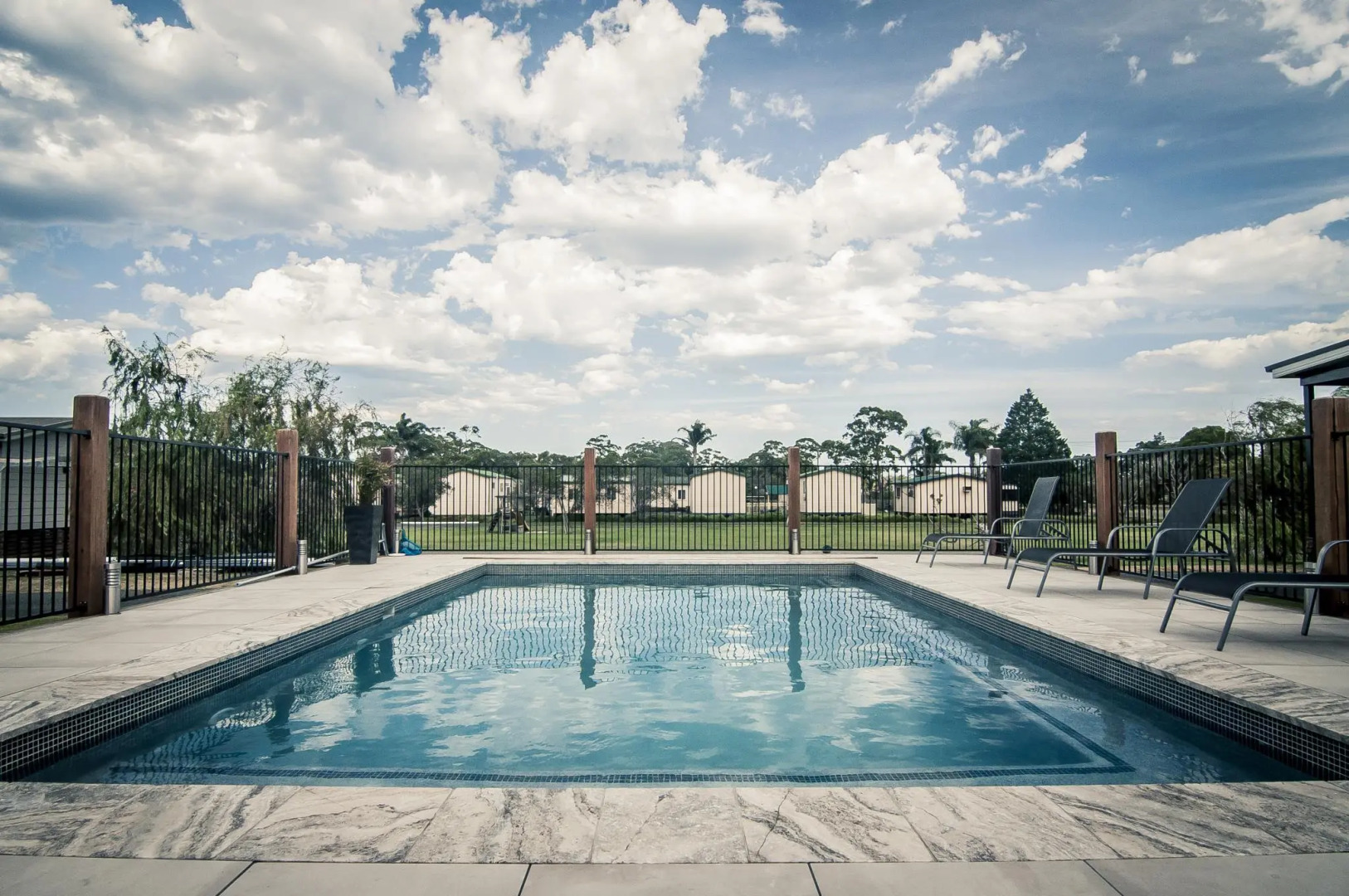 Laguna Lodge waterfront accommodation Sussex Inlet