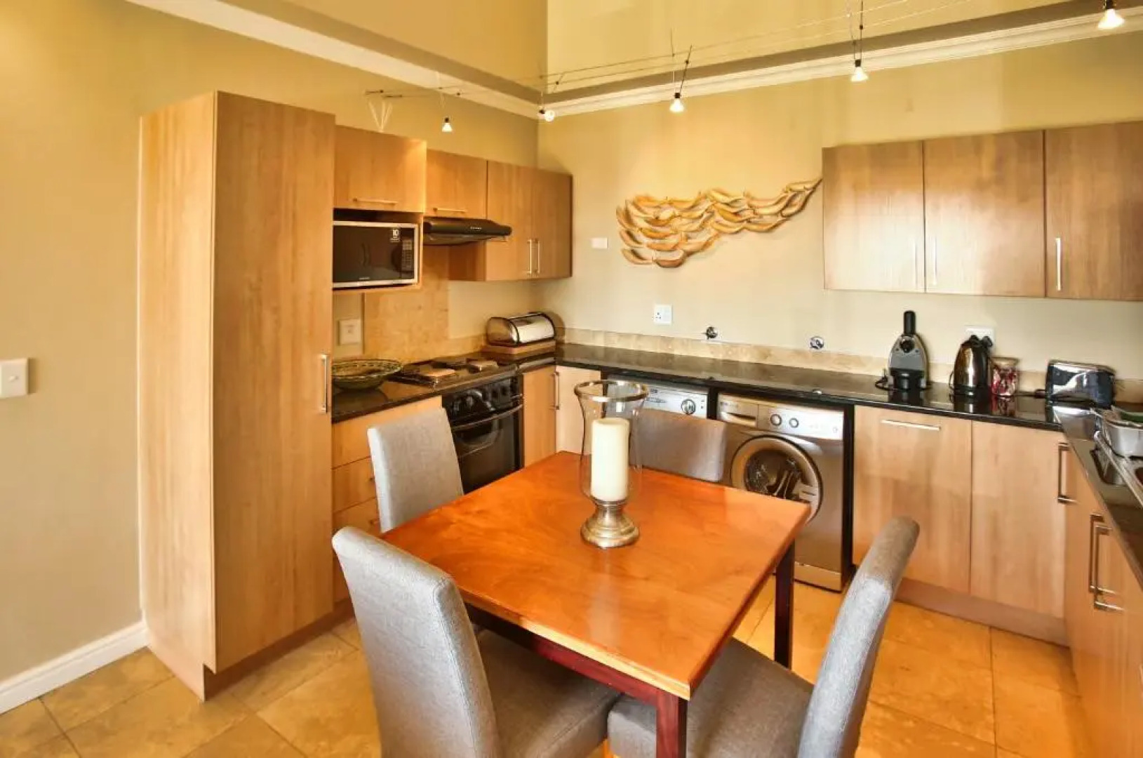 Ellefsen Golf Suite 108