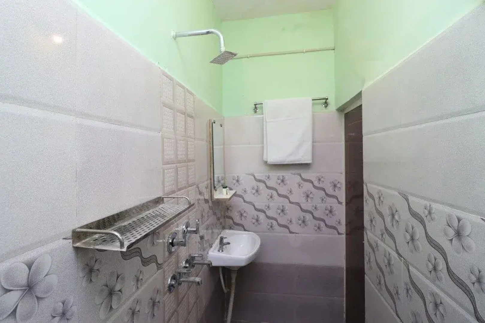 OYO 29430 Hotel Kunal