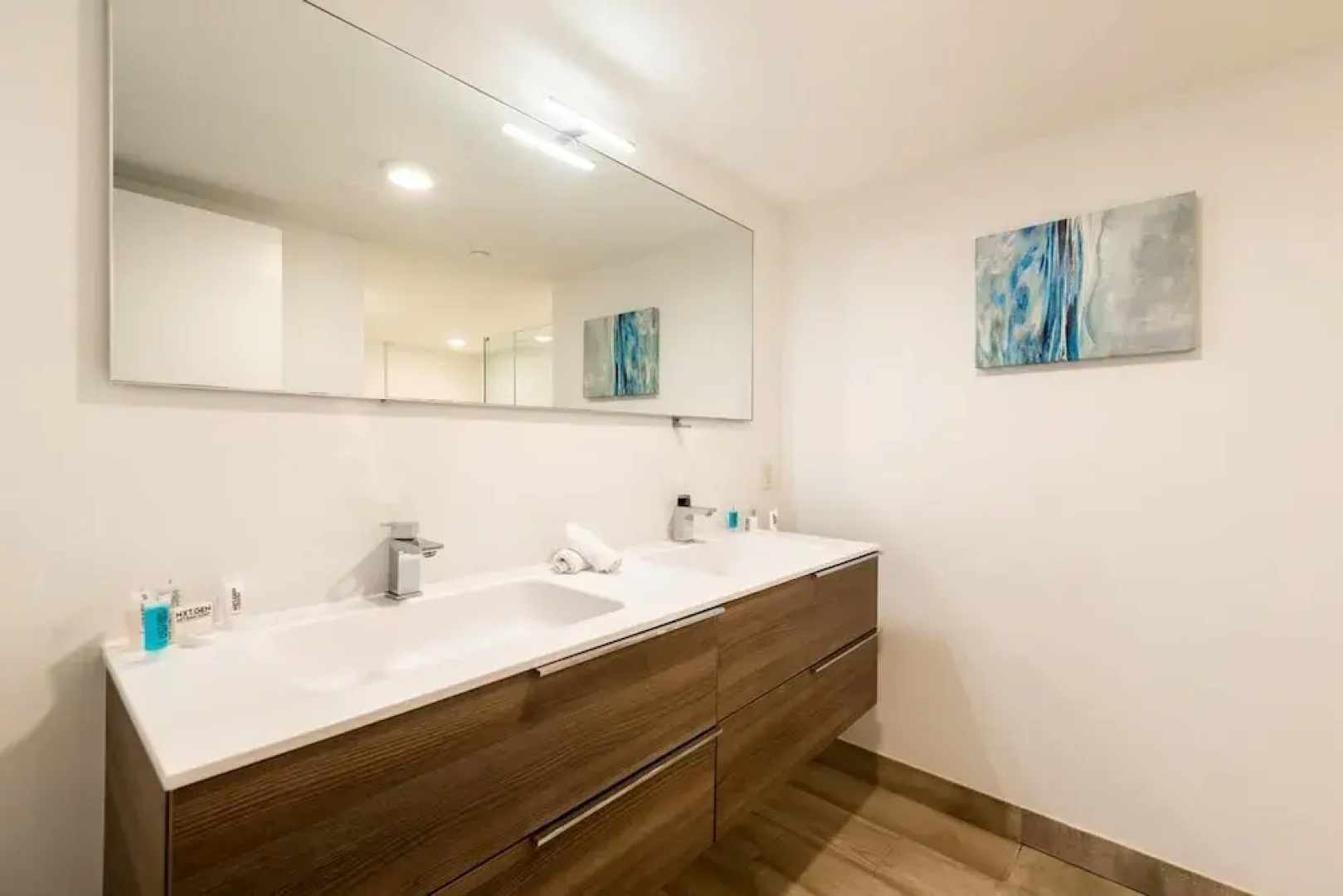 Acqua Bay Luxury Apartments
