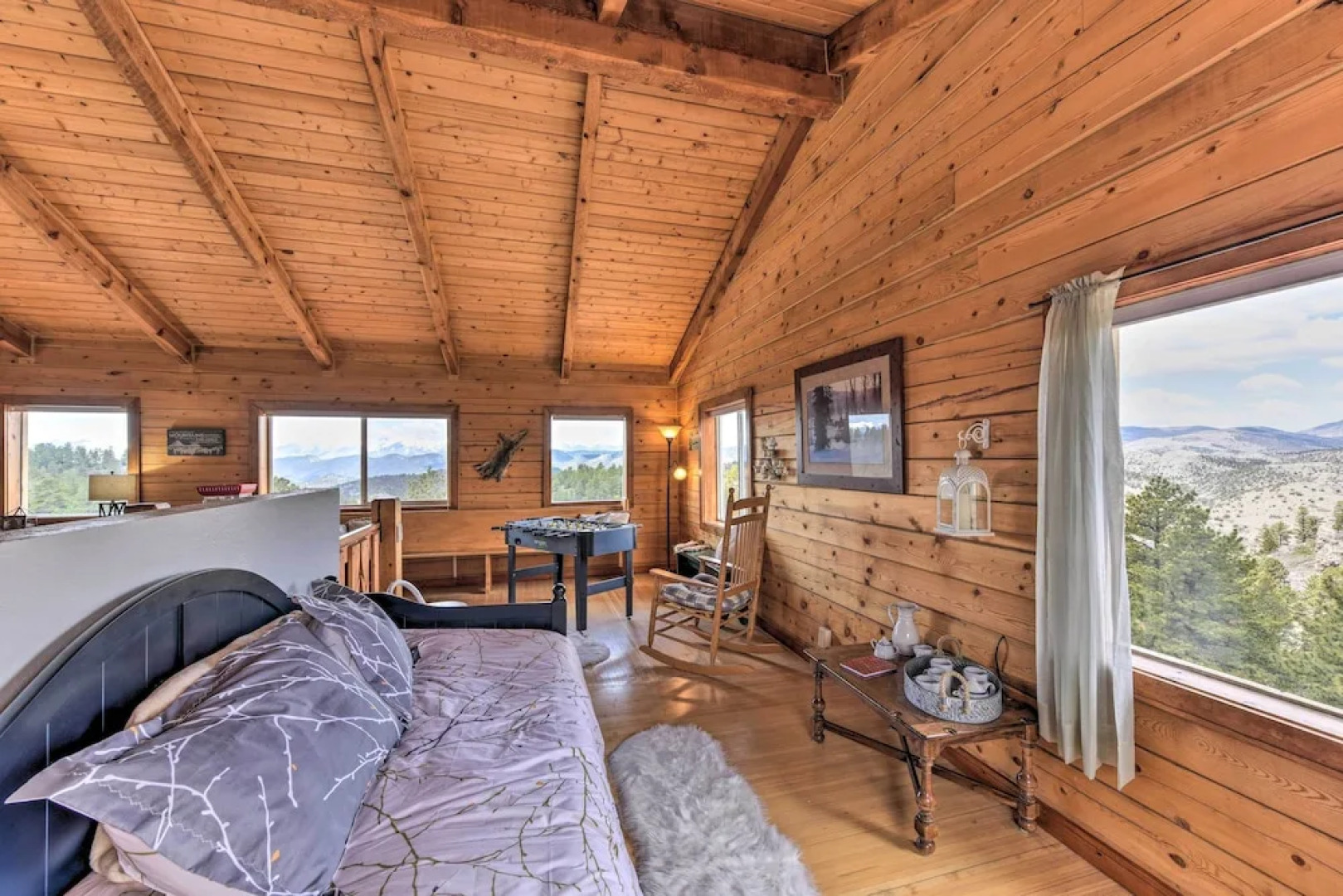 Secluded Cotopaxi Cabin w/ Panoramic Mtn Views