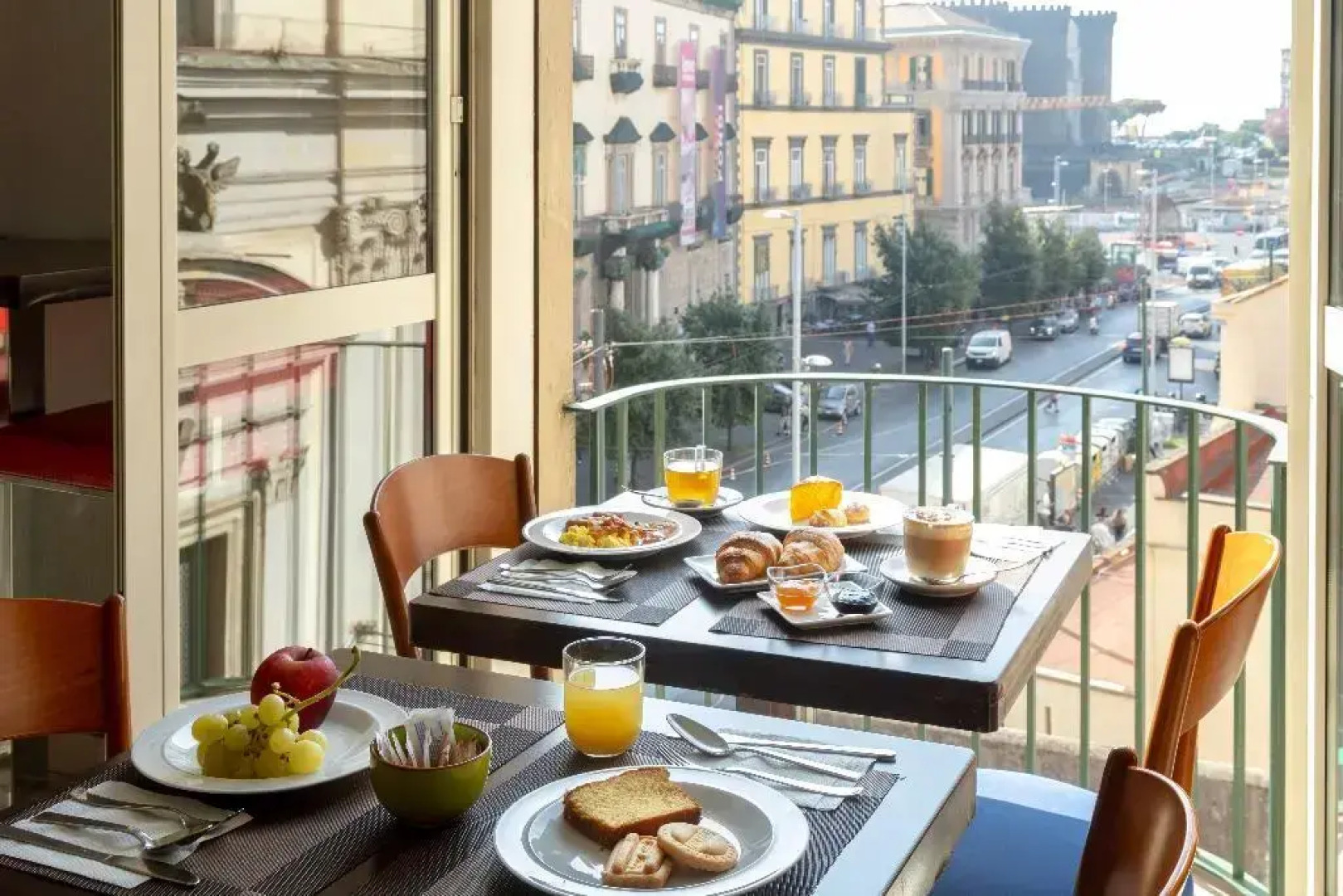 Napolit'amo Hotel Medina