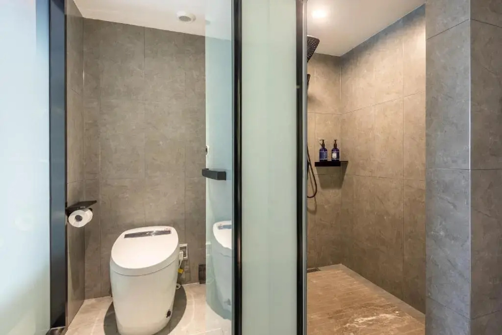 Xinhuating Business Hotel