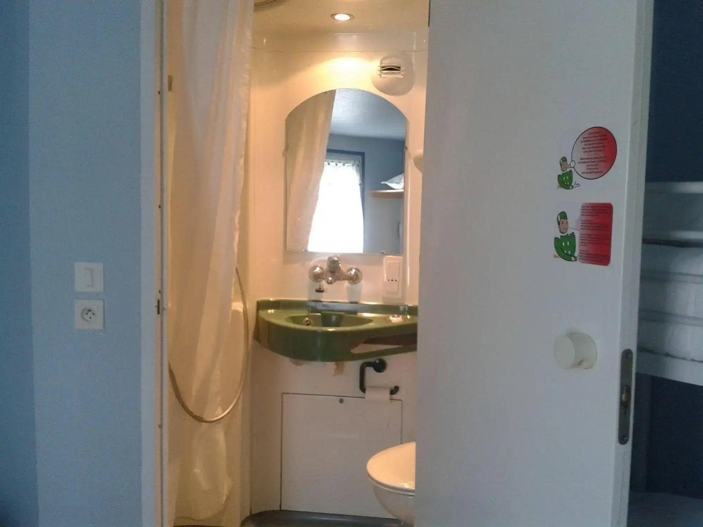 Fasthotel Caen Memorial