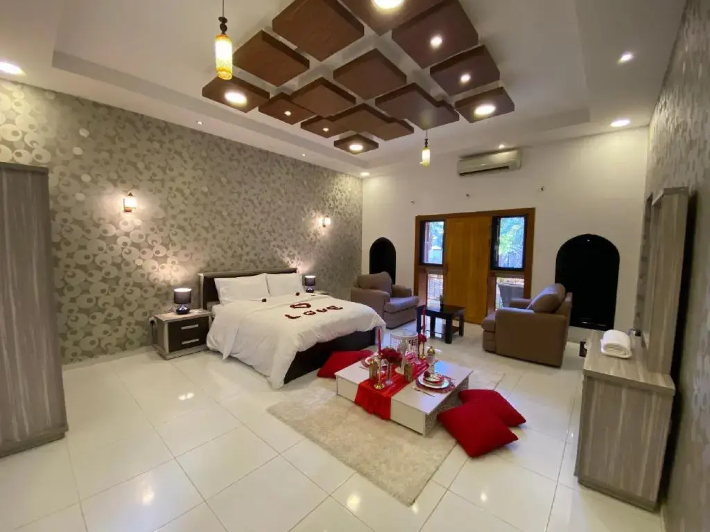 Aryaf hostel