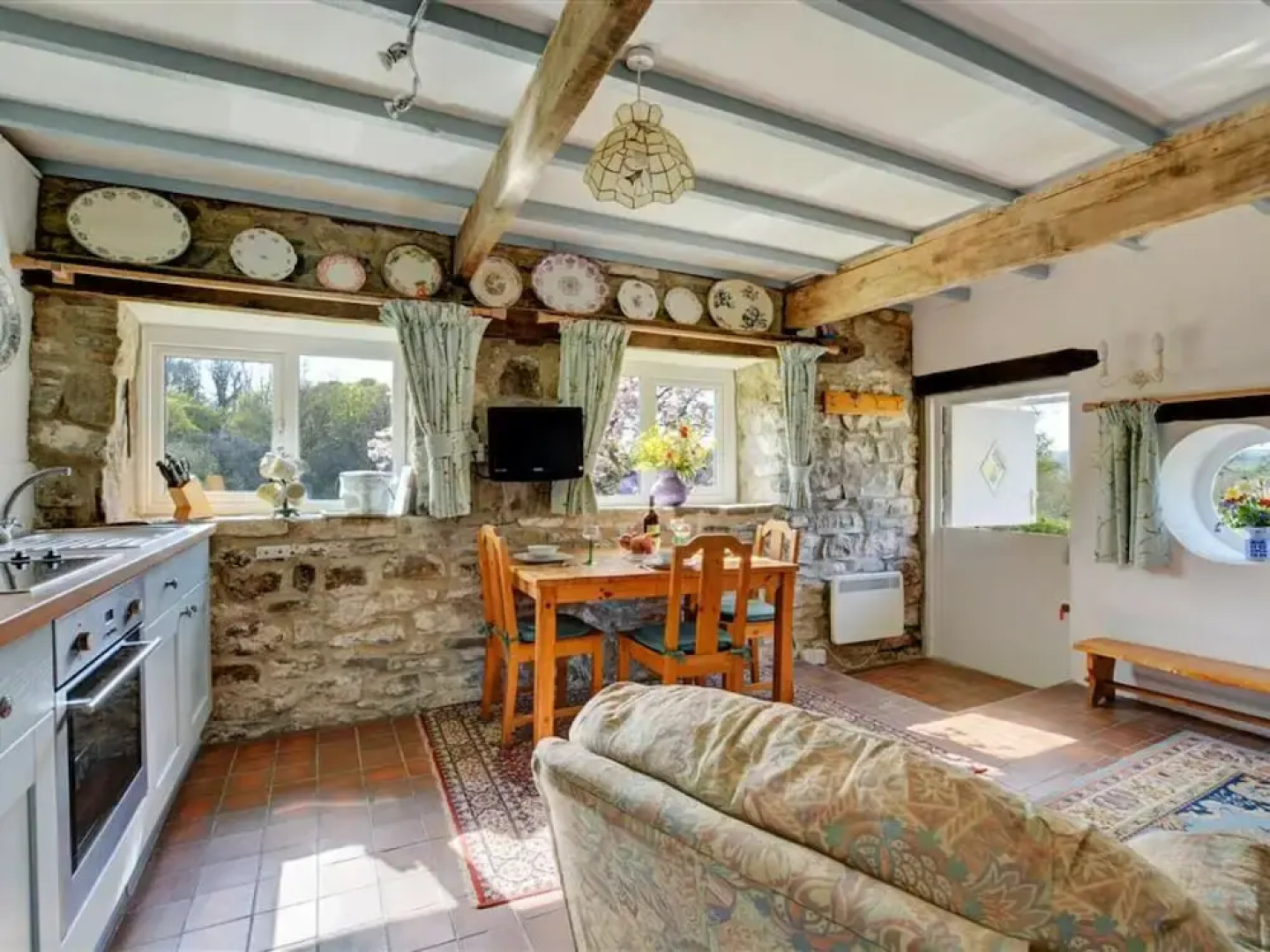 Quaint Holiday Home in Whitland With Garden