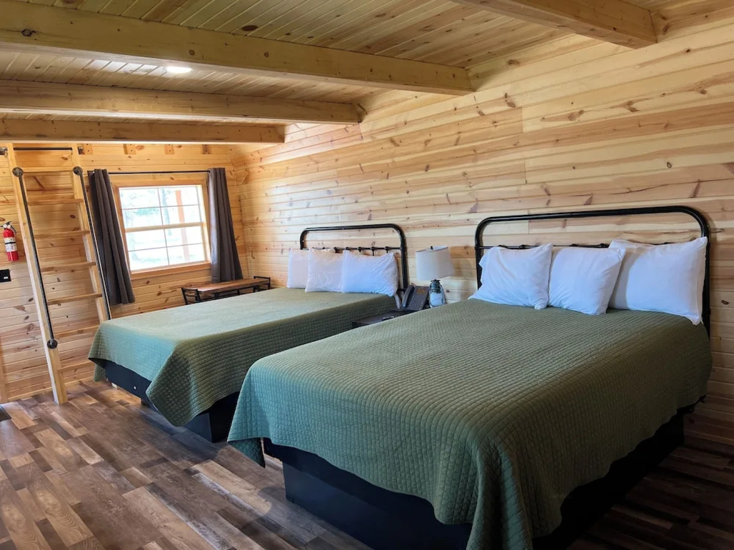 Pine Haven Lodging