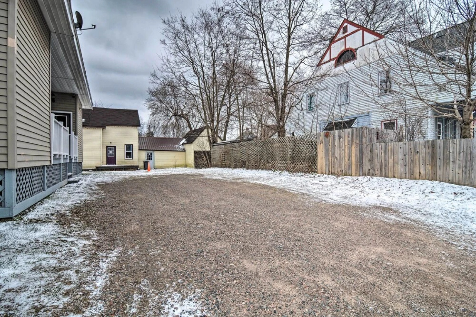 Charming Apartment in the Heart of Sault St Marie!