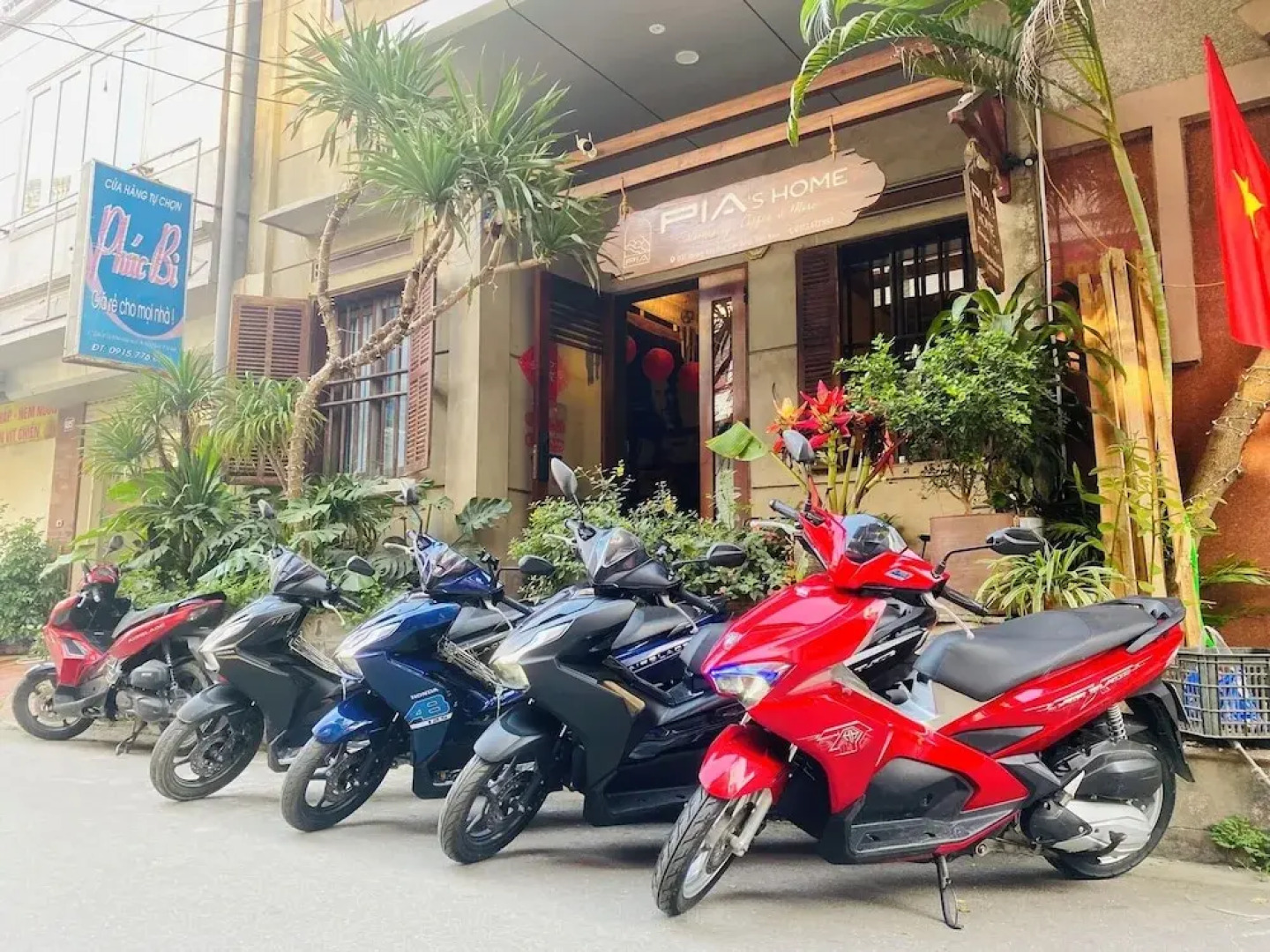 PIA homestay - Tours & Motorbike rentals